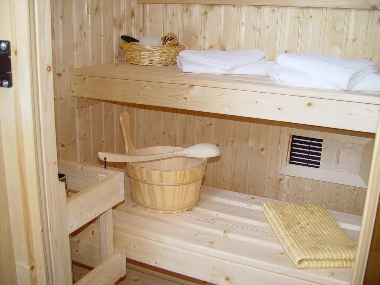 Sauna in Central Hotel