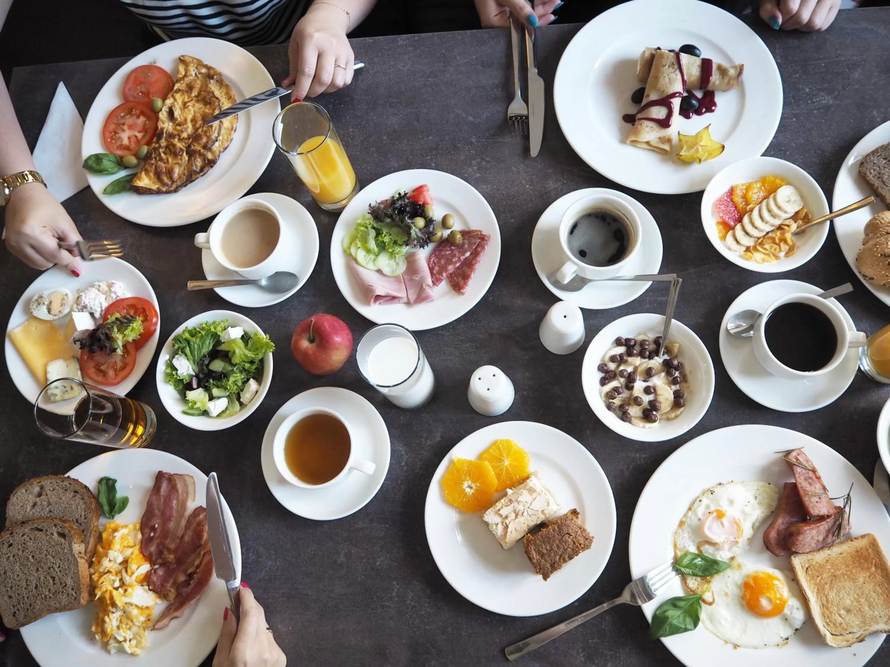 Restaurant/places to eat in Spatz Aparthotel