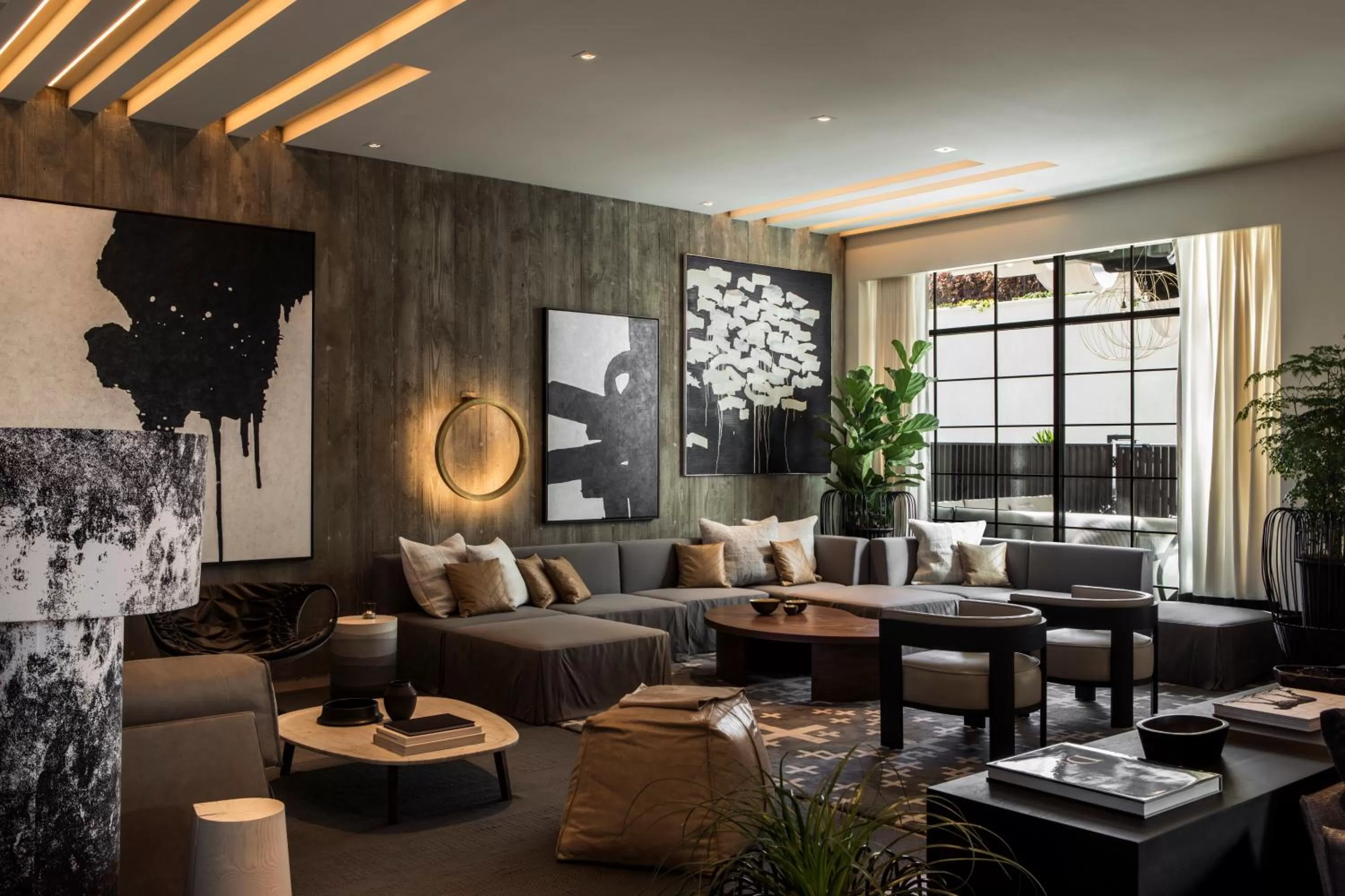 Property building in Kimpton La Peer Hotel West Hollywood by IHG