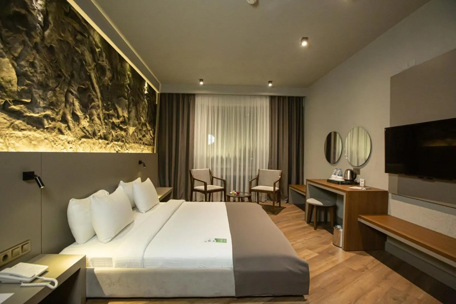 Photo of the whole room, Bed in The Erzurum Hotel