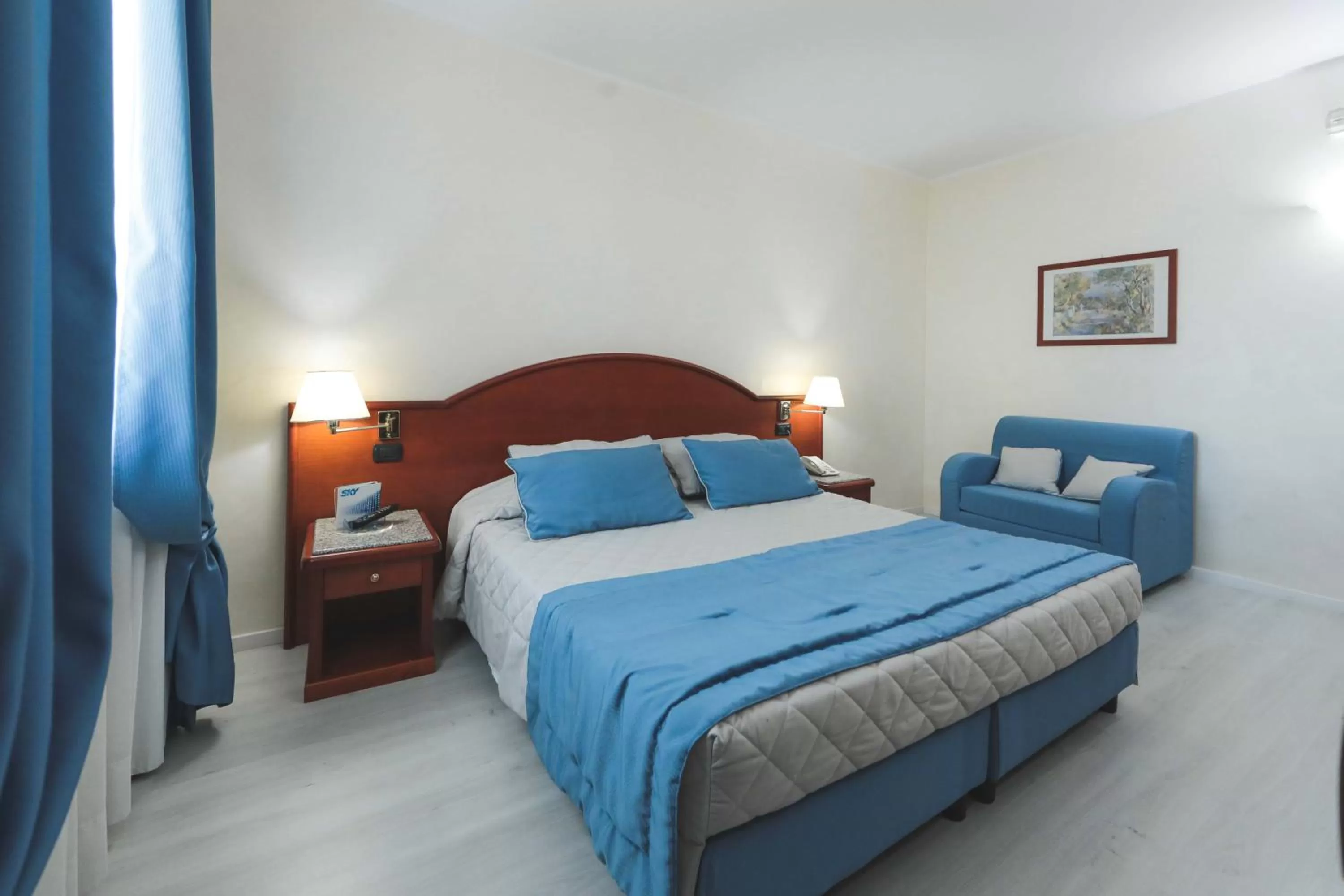 Bed in Edra Palace Hotel & Ristorante