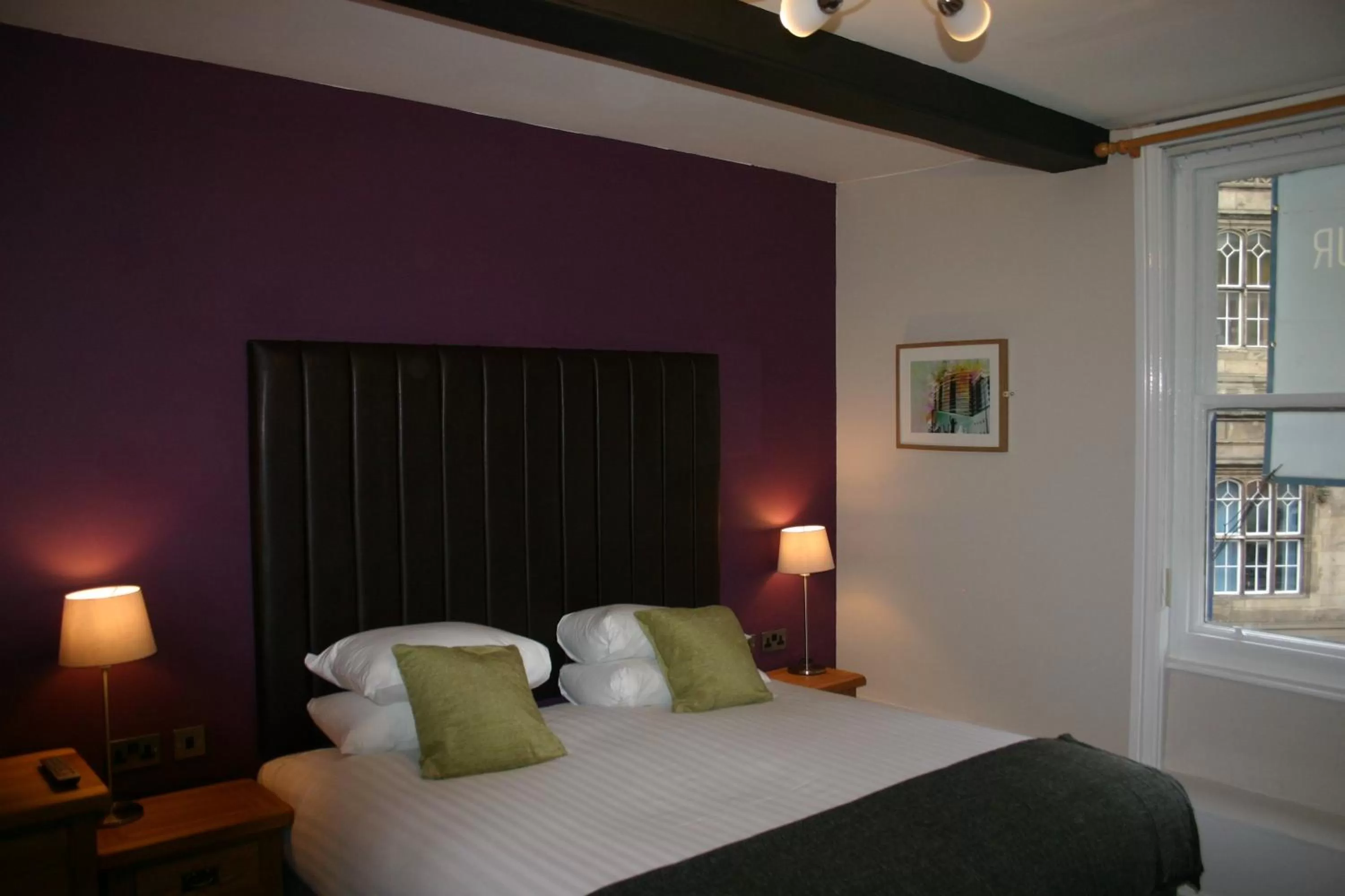 Bedroom, Bed in The Station