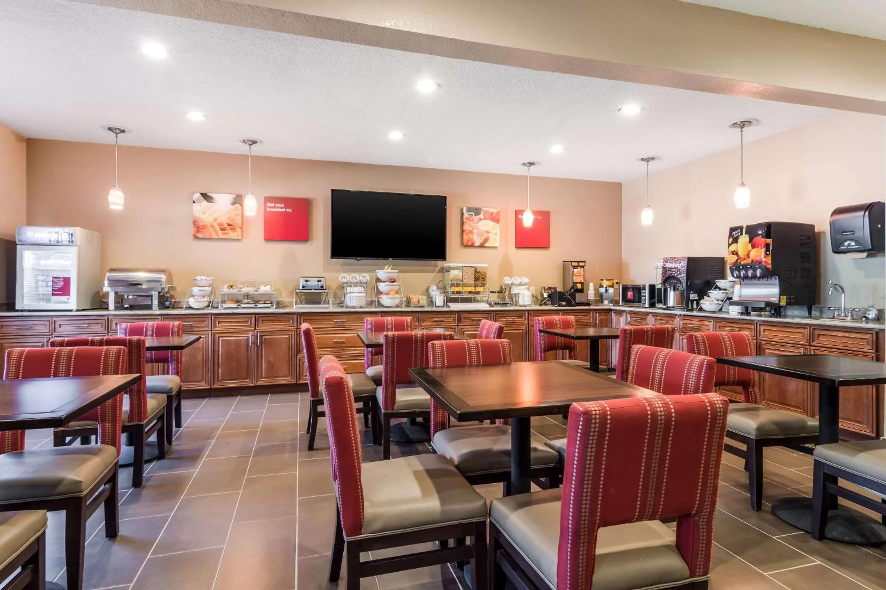 Restaurant/places to eat in Comfort Suites Eufaula North