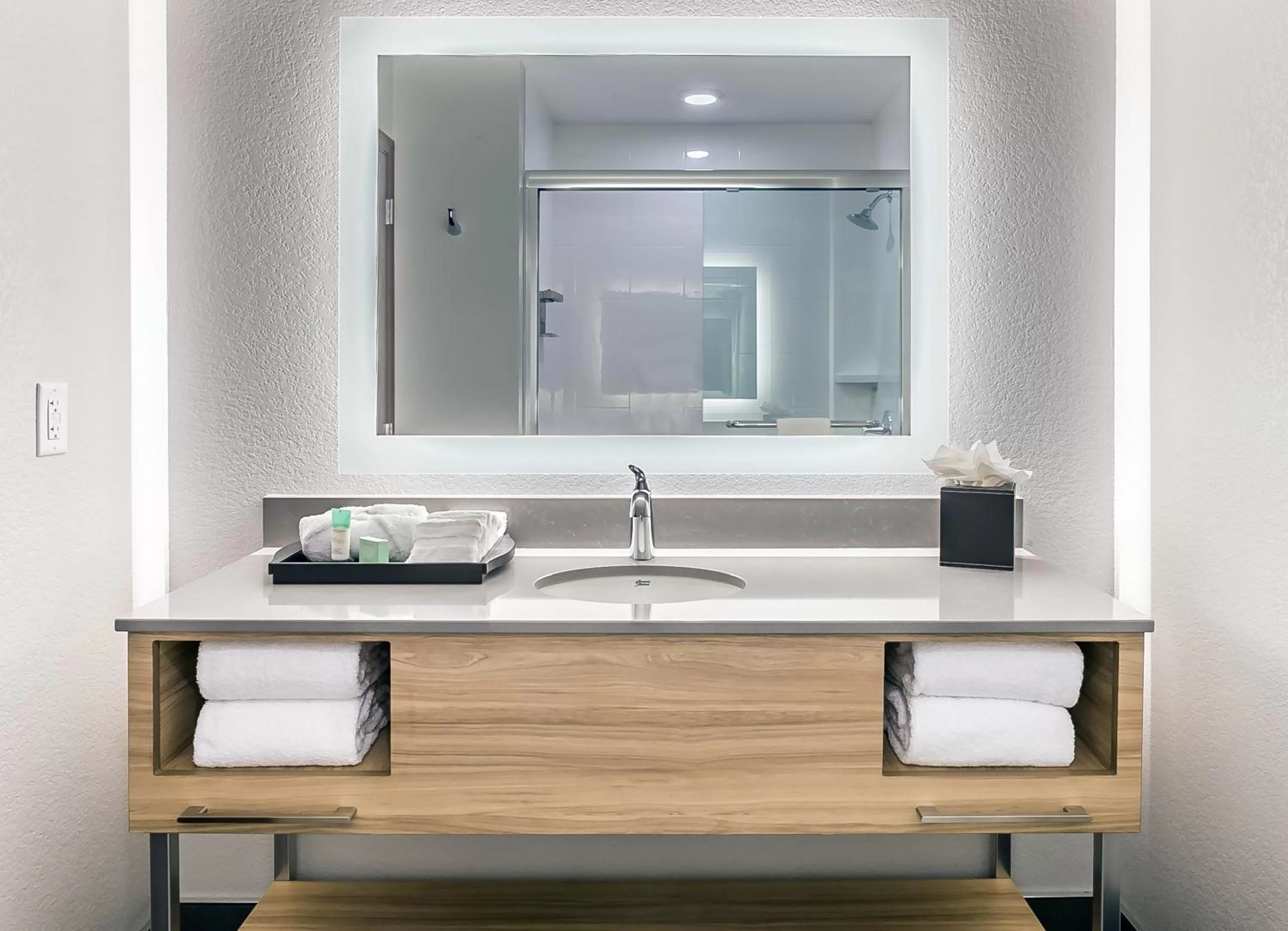 Winds Hotel at Crosswinds Casino