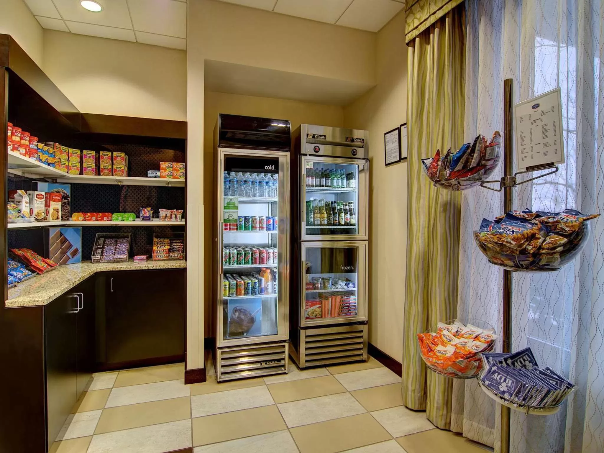 Restaurant/places to eat in Hampton Inn Washington-Dulles International Airport South