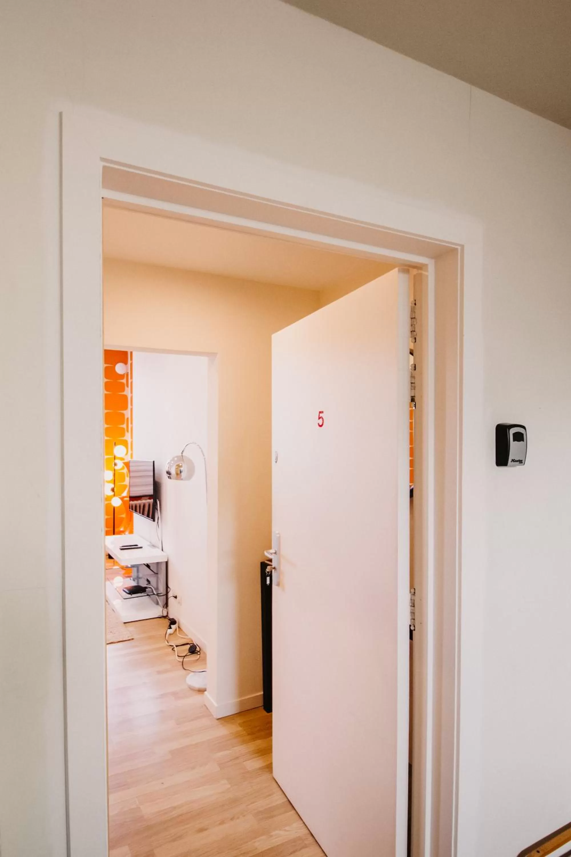 Facade/entrance, Bed in Central and Cozy in Brussels