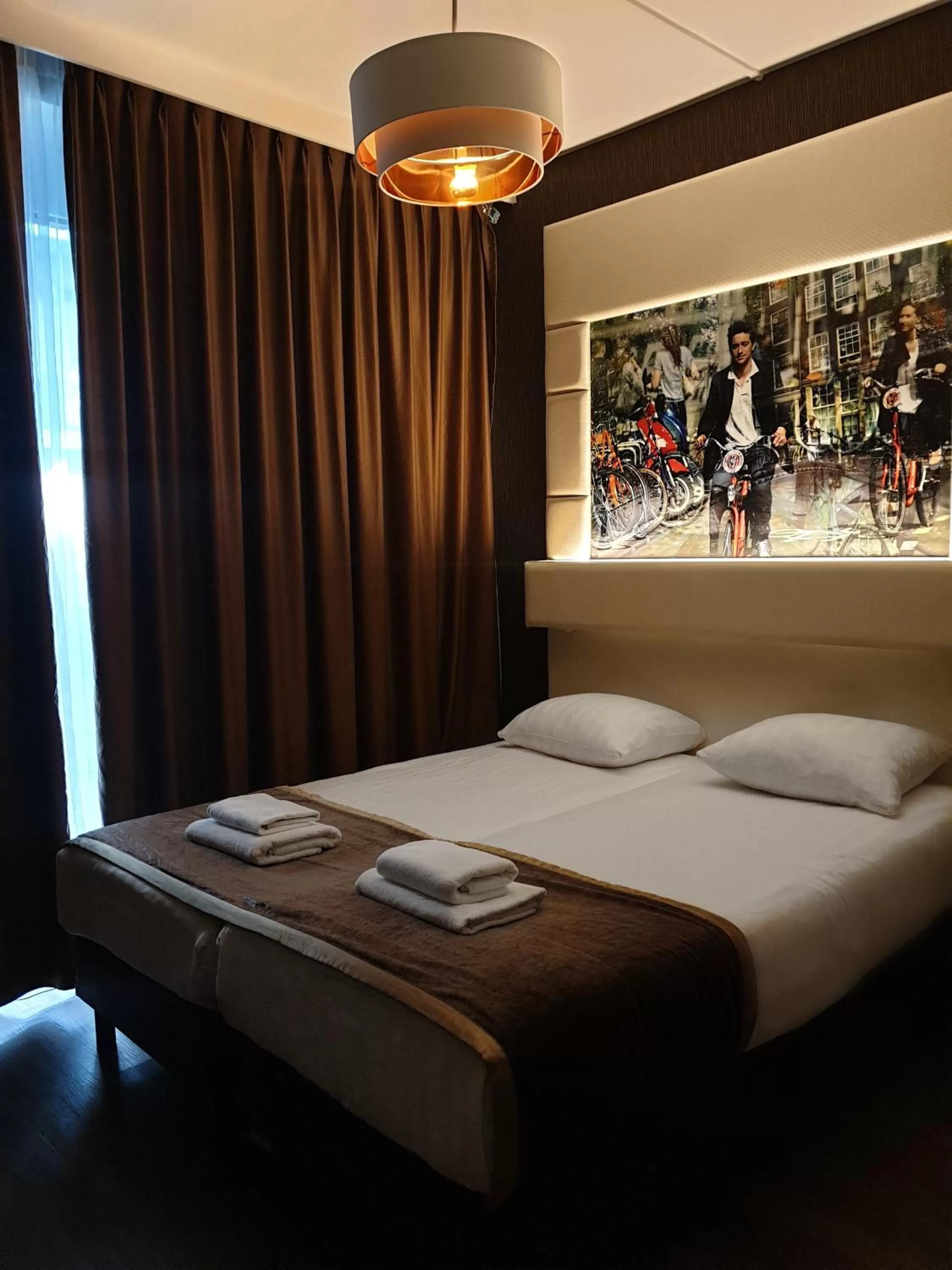 Bed in Hotel Mosaic City Centre