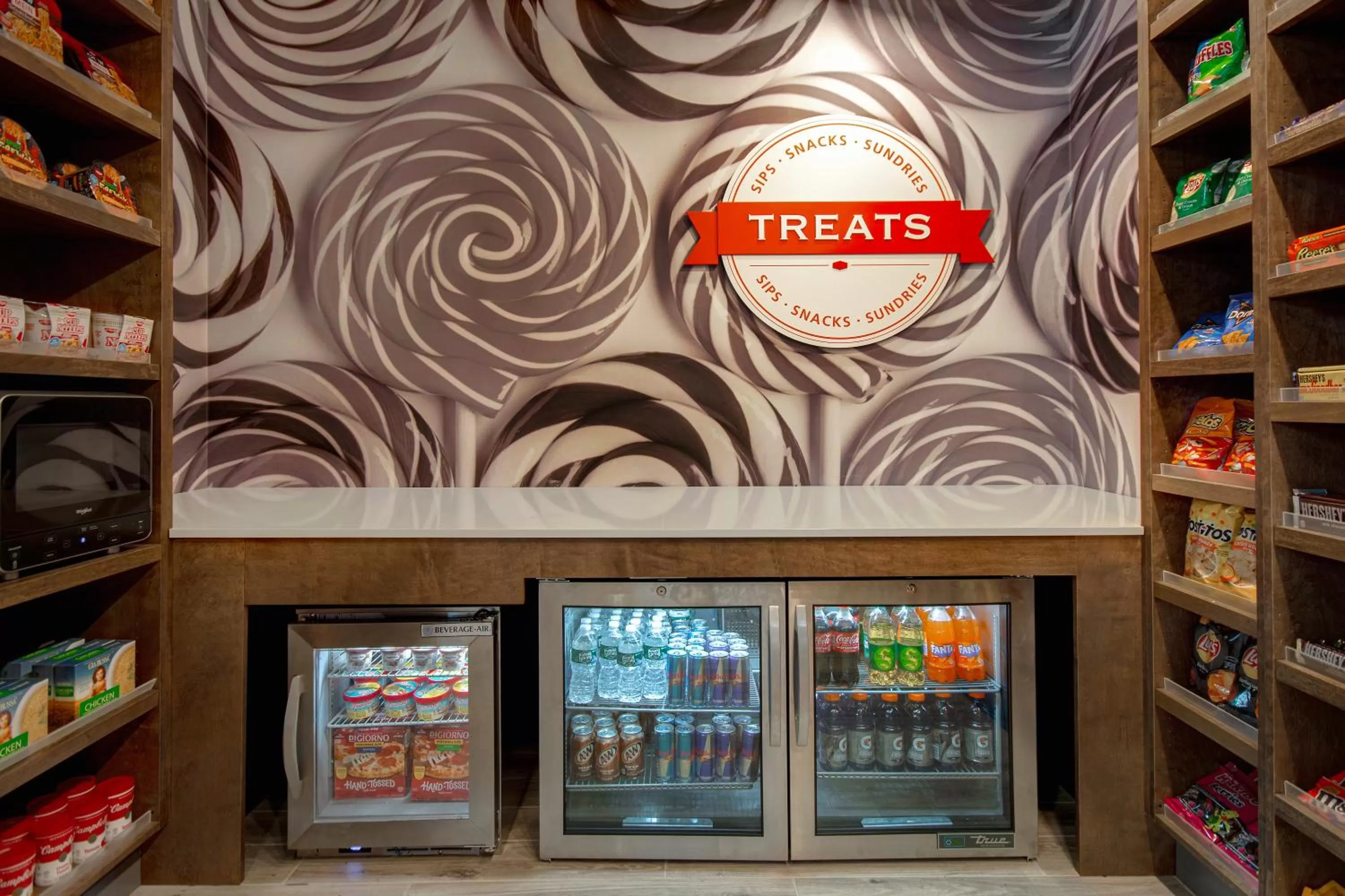 On-site shops in Hampton Inn & Suites Yonkers