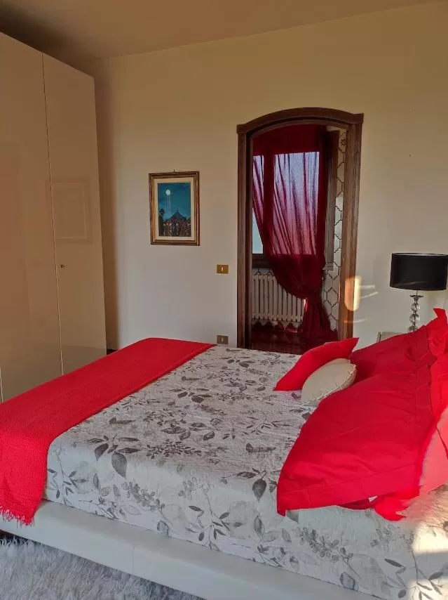 Bed in Villa Pieve