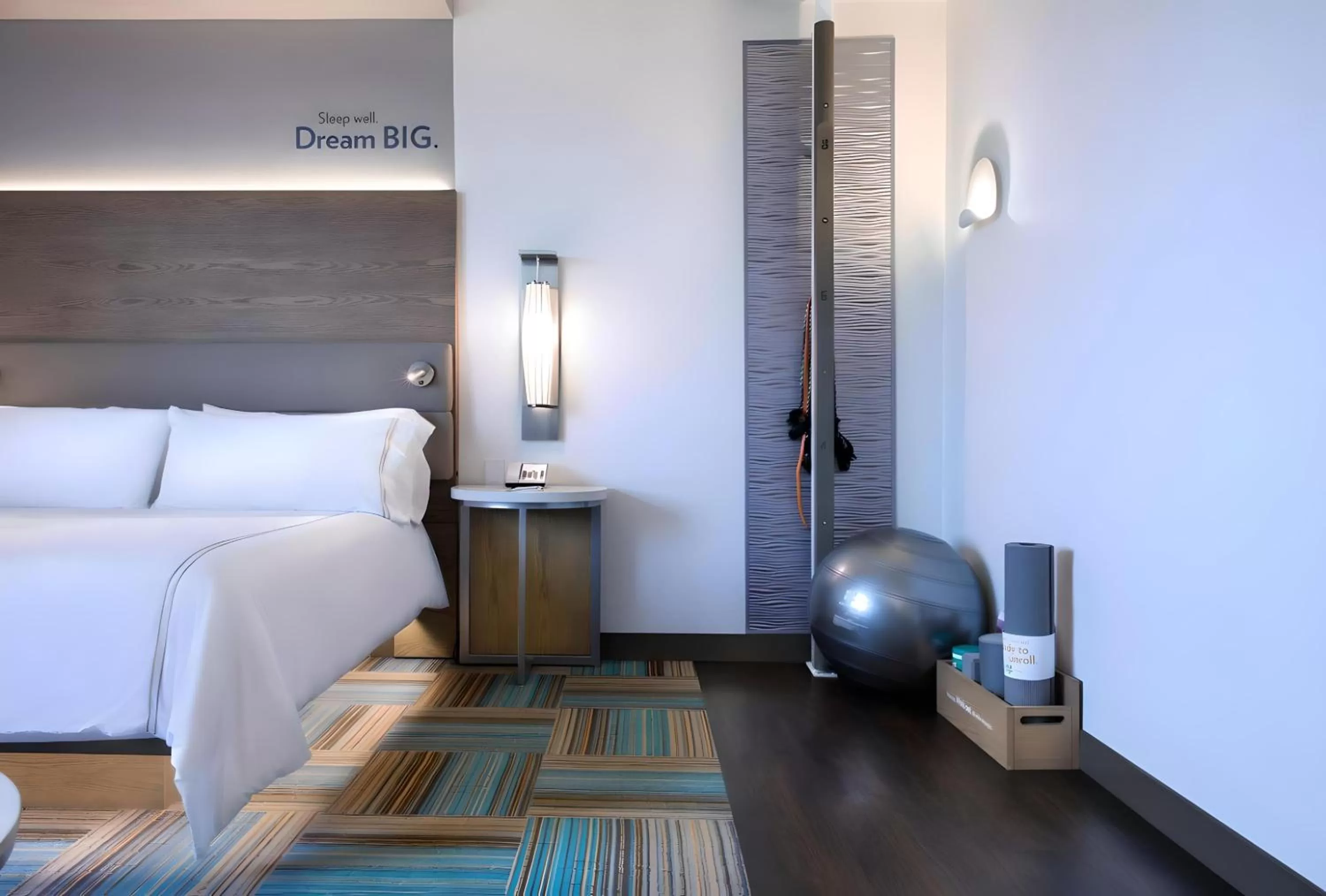 Fitness centre/facilities, Bed in EVEN Hotel Omaha Downtown - Old Market by IHG