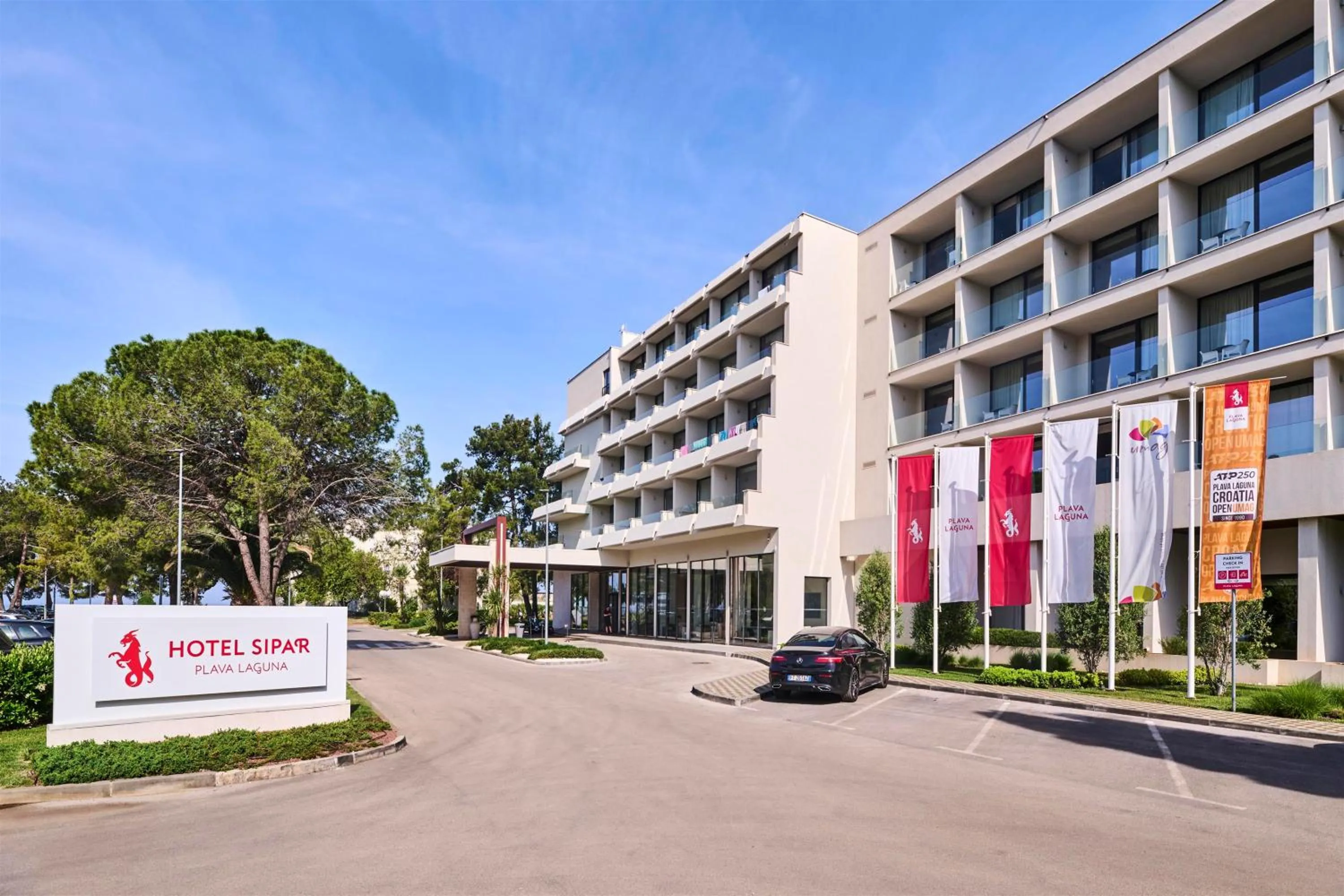 Property building in Hotel Sipar Plava Laguna