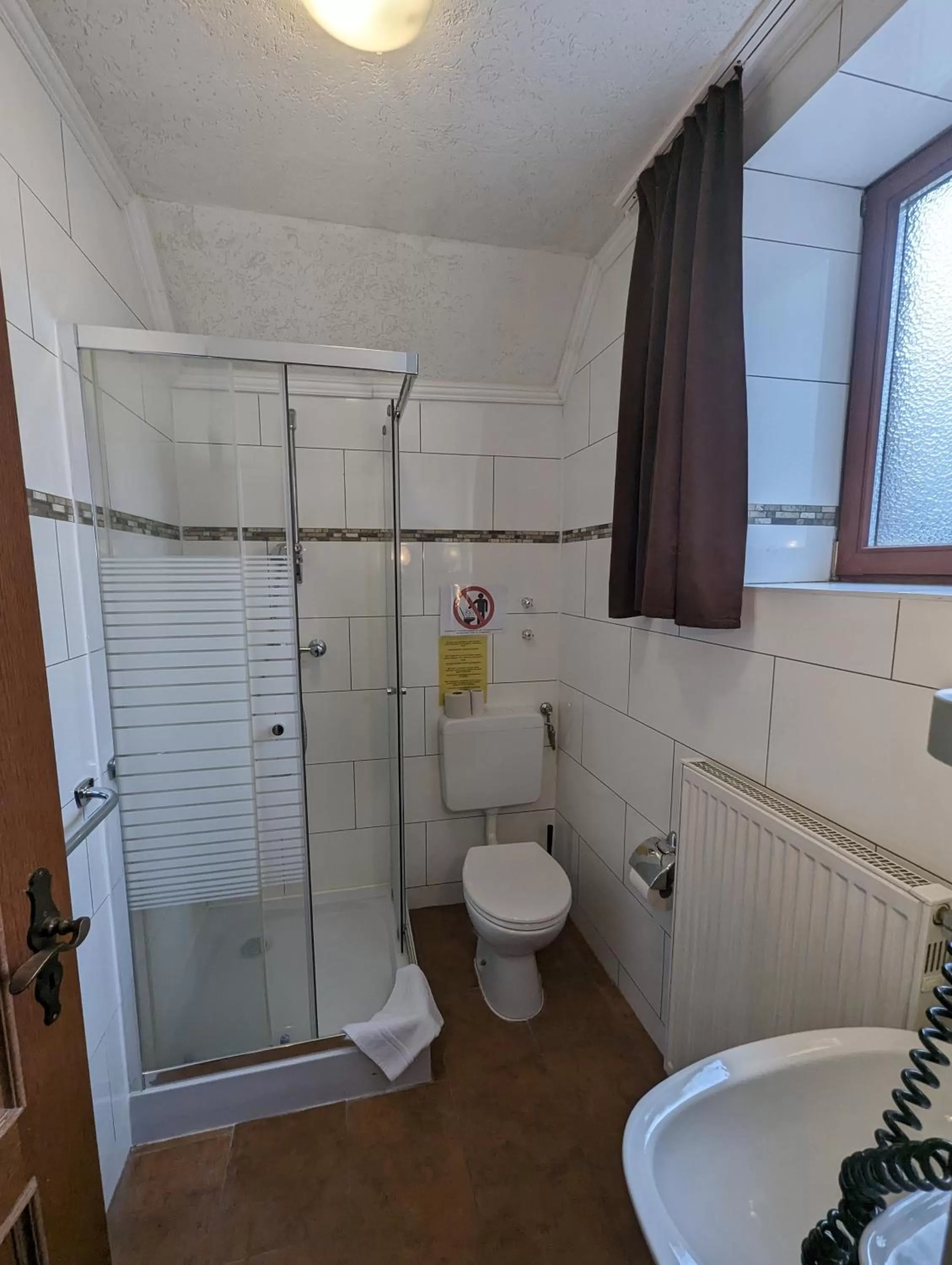 Bathroom in Hotel Eiserner Anton