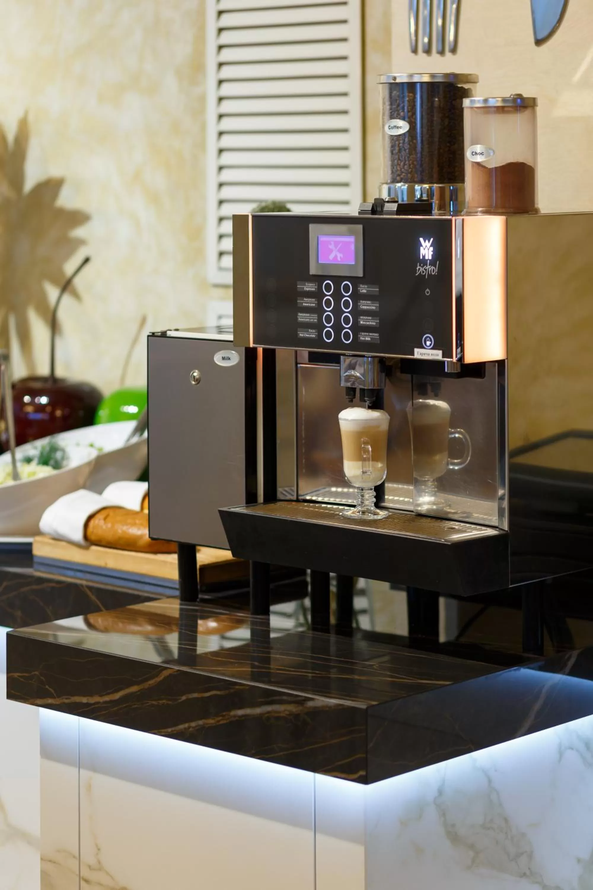 Coffee/tea facilities in Nadiya Hotel