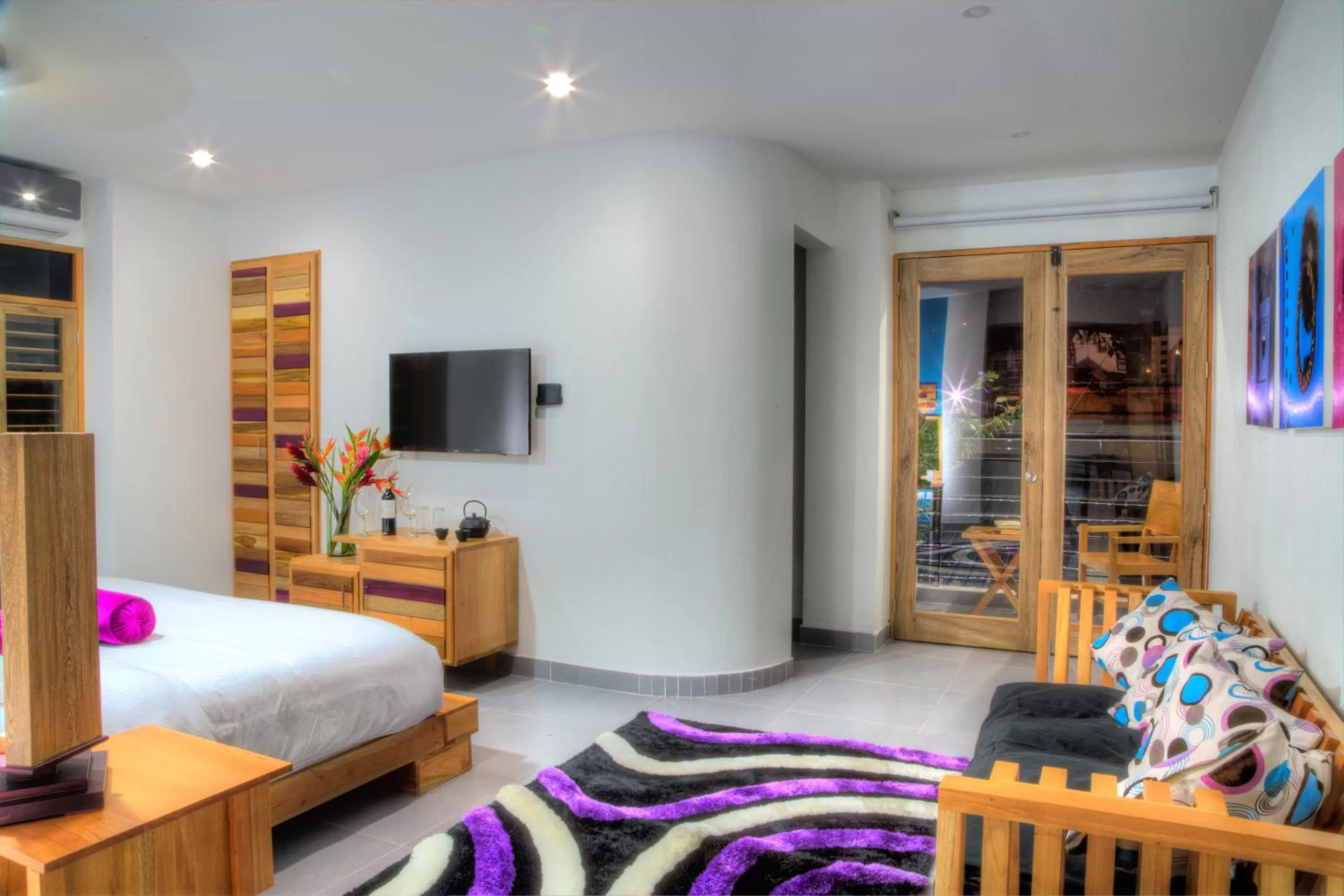 Photo of the whole room, Bed in Casa de Leda, a Kali Hotel