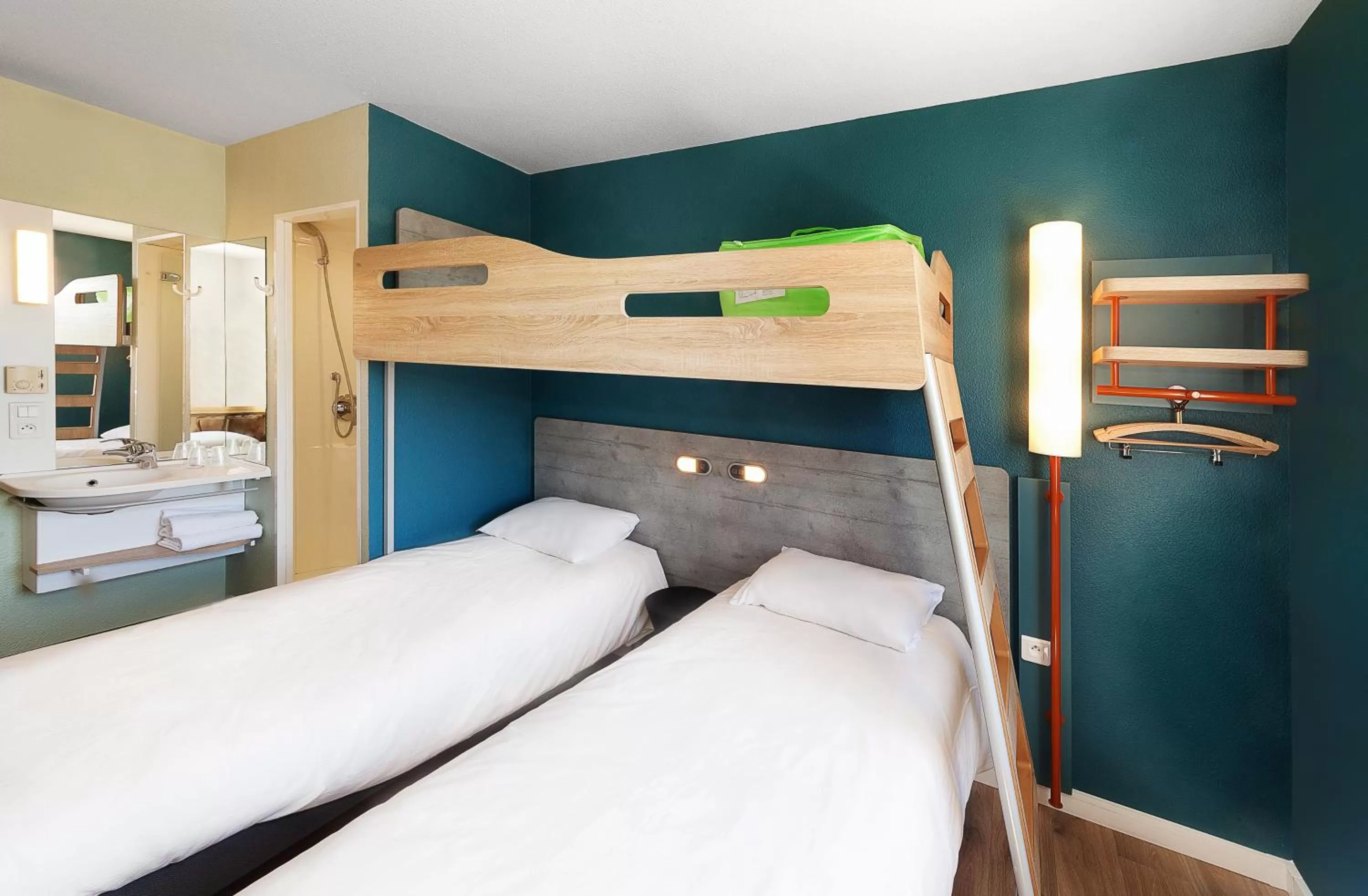 Bed in ibis budget Bordeaux Centre - Gare Saint Jean