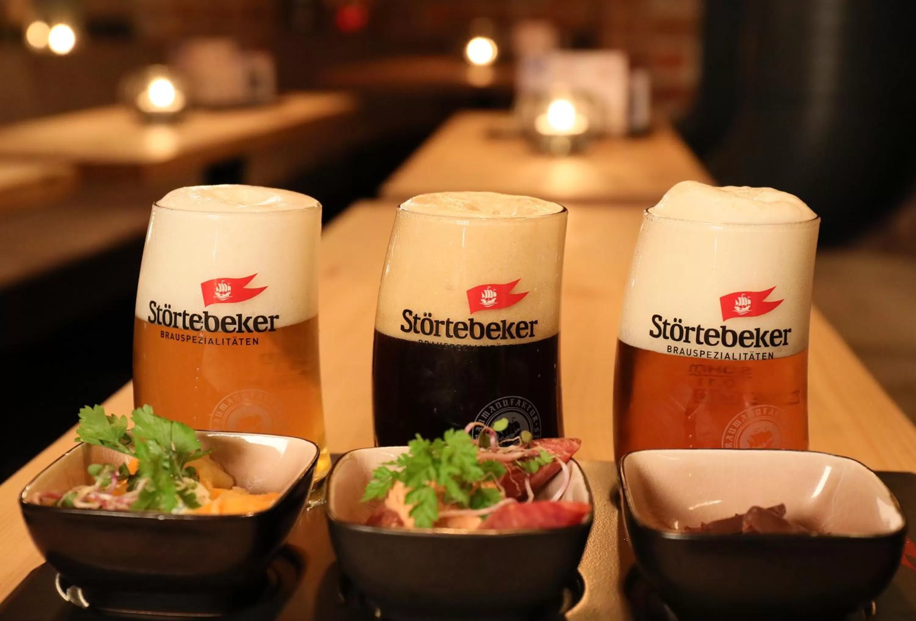 Lounge or bar in Romantik Hotel Scheelehof Stralsund