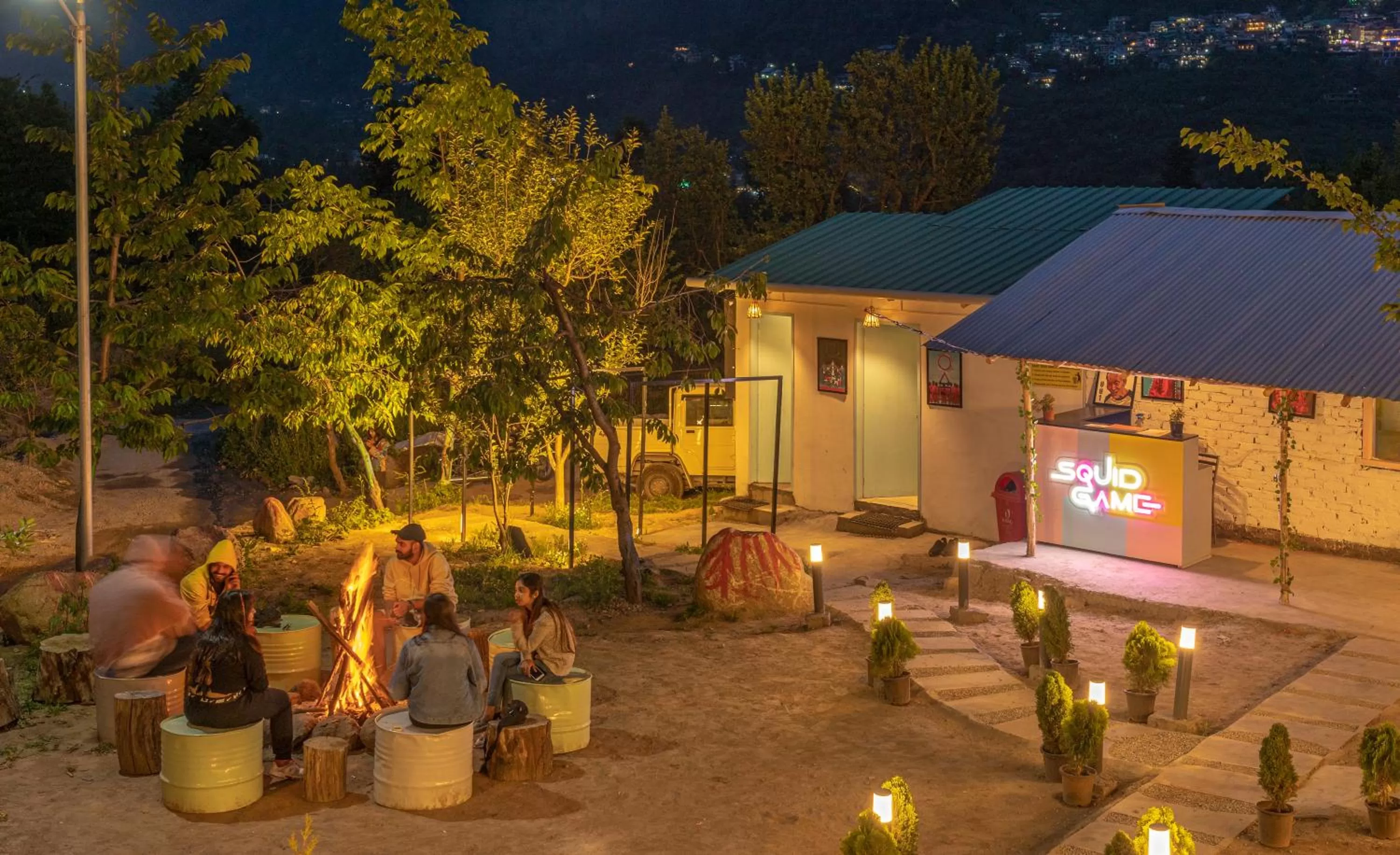 Whoopers Hostel Manali