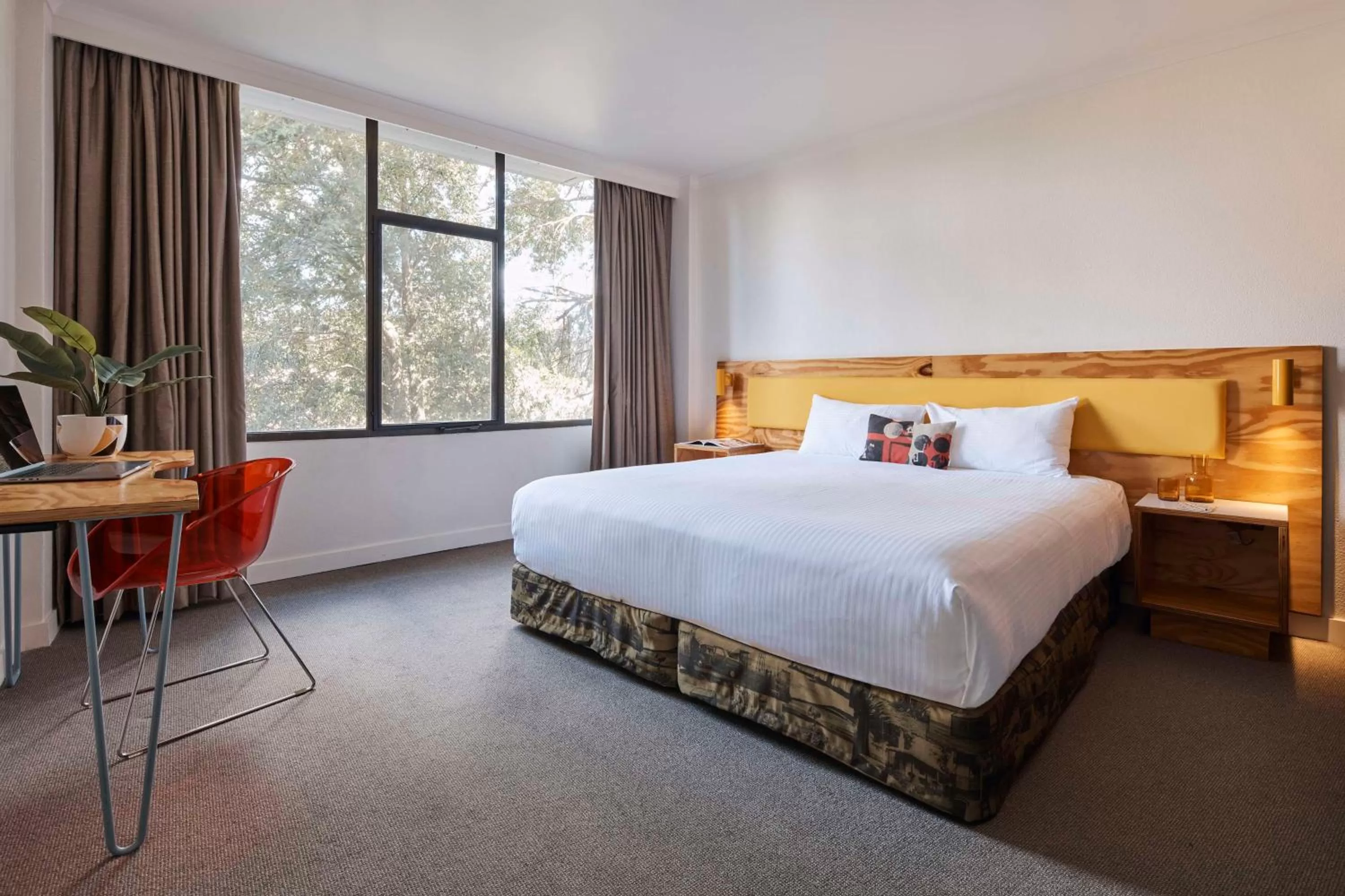 Bedroom, Bed in Atura Albury