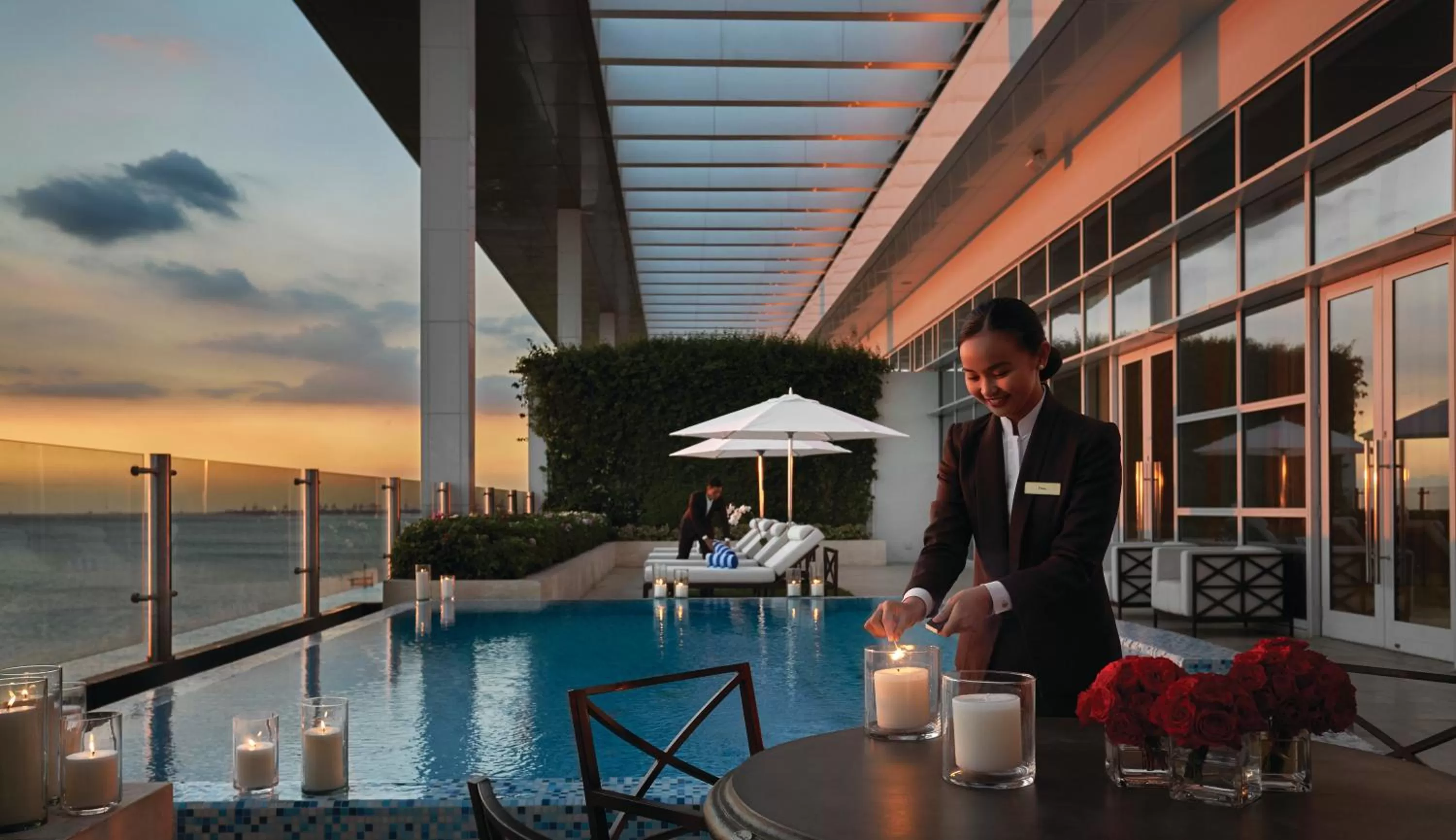 Swimming pool in Solaire Resort Entertainment City