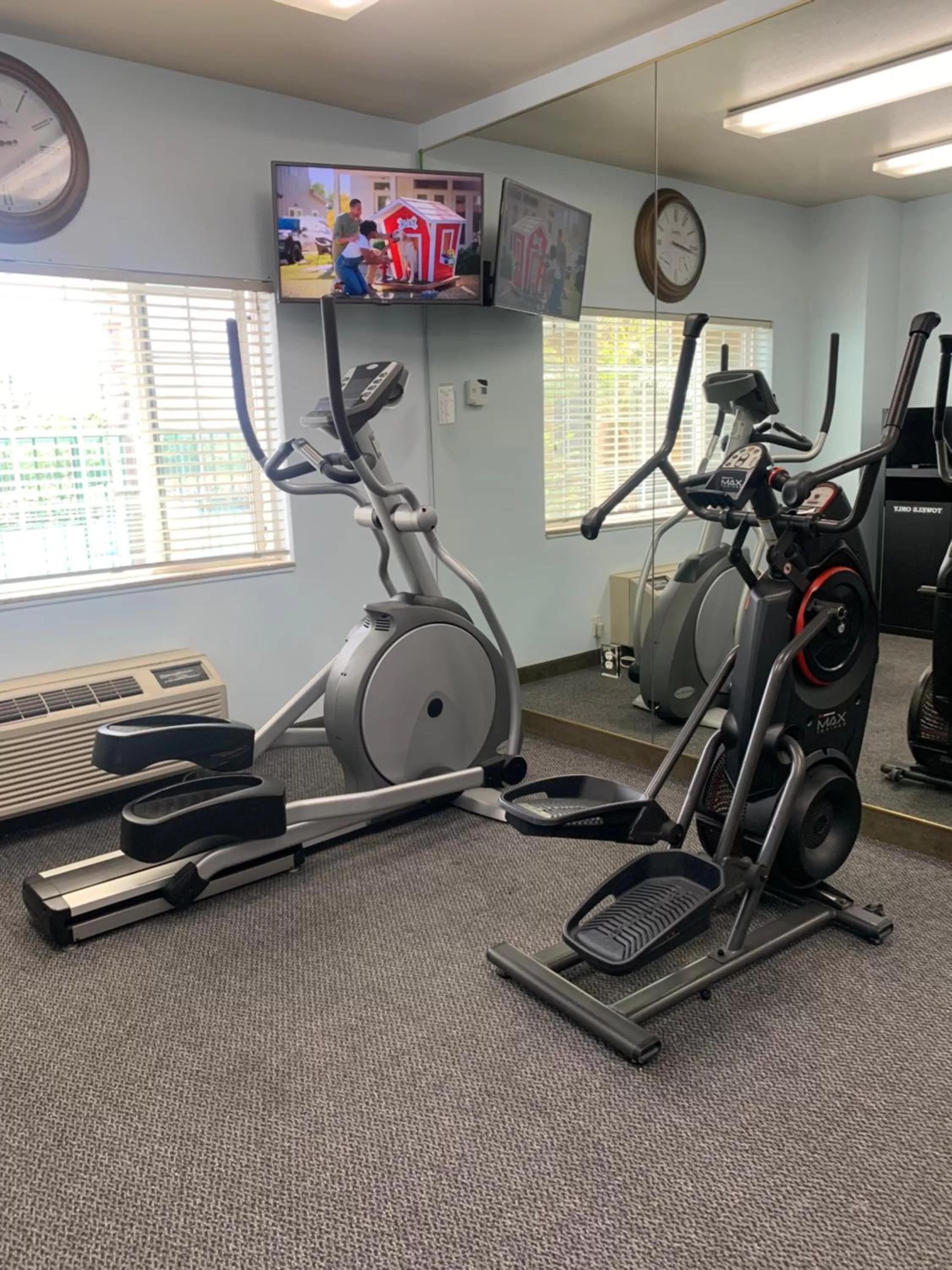 Fitness centre/facilities in Hotel Marguerite South Anaheim - Garden Grove, Trademark Collection by Wyndham