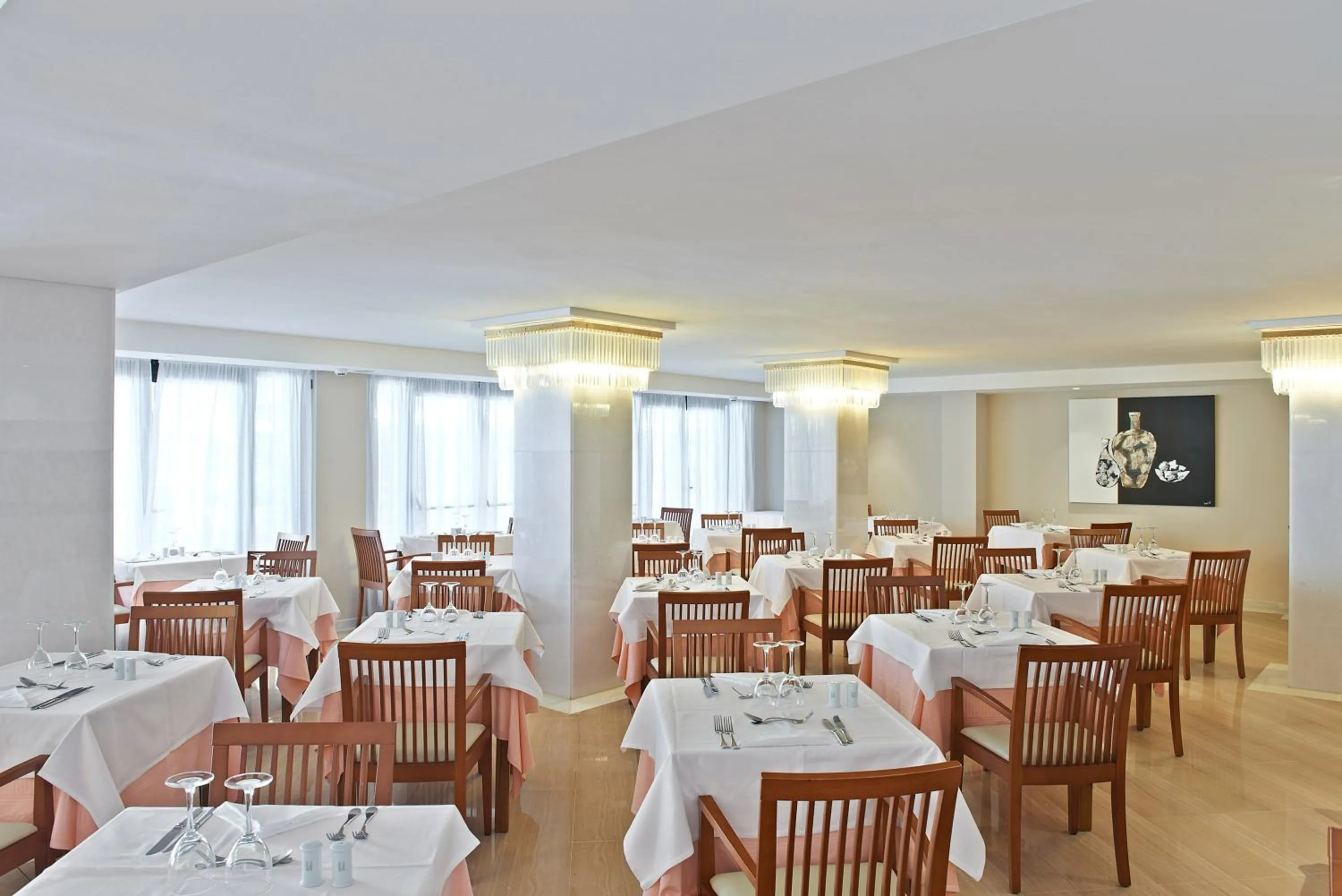 Restaurant/places to eat in Hipotels Hipocampo - Adults Only