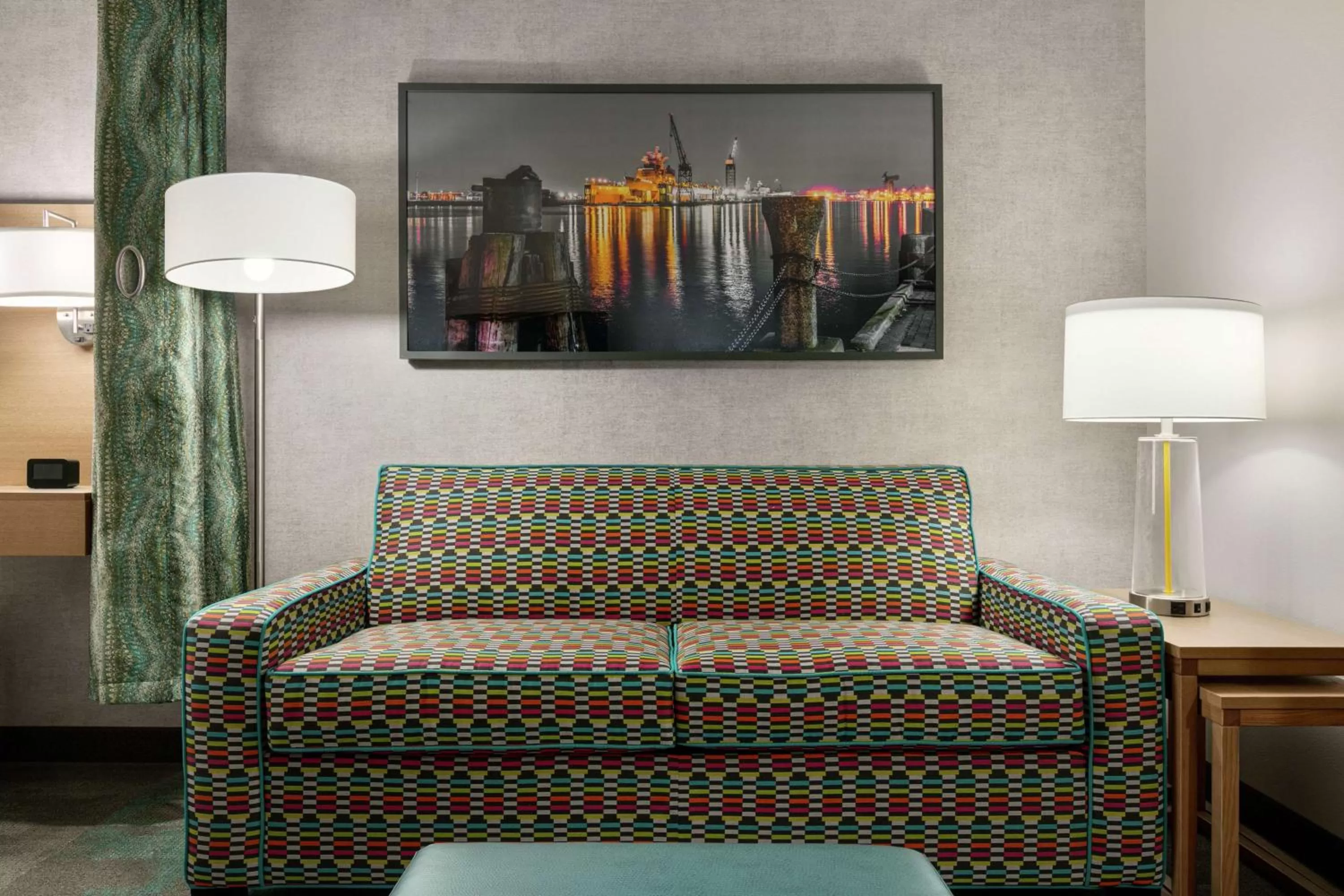 Living room in Home2 Suites By Hilton Norfolk Airport