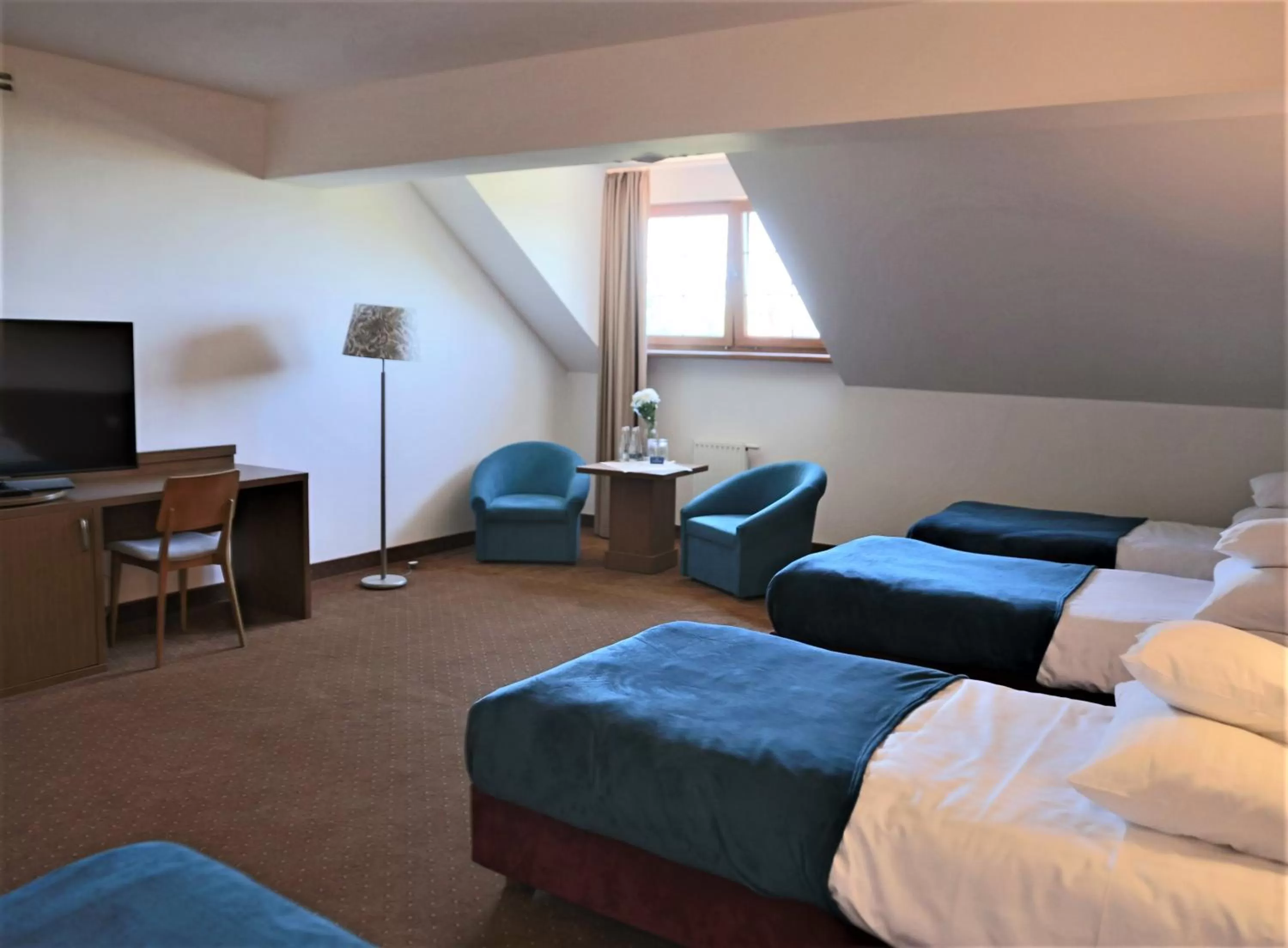 Bed in HOTEL CICHA WODA NIEPORĘT