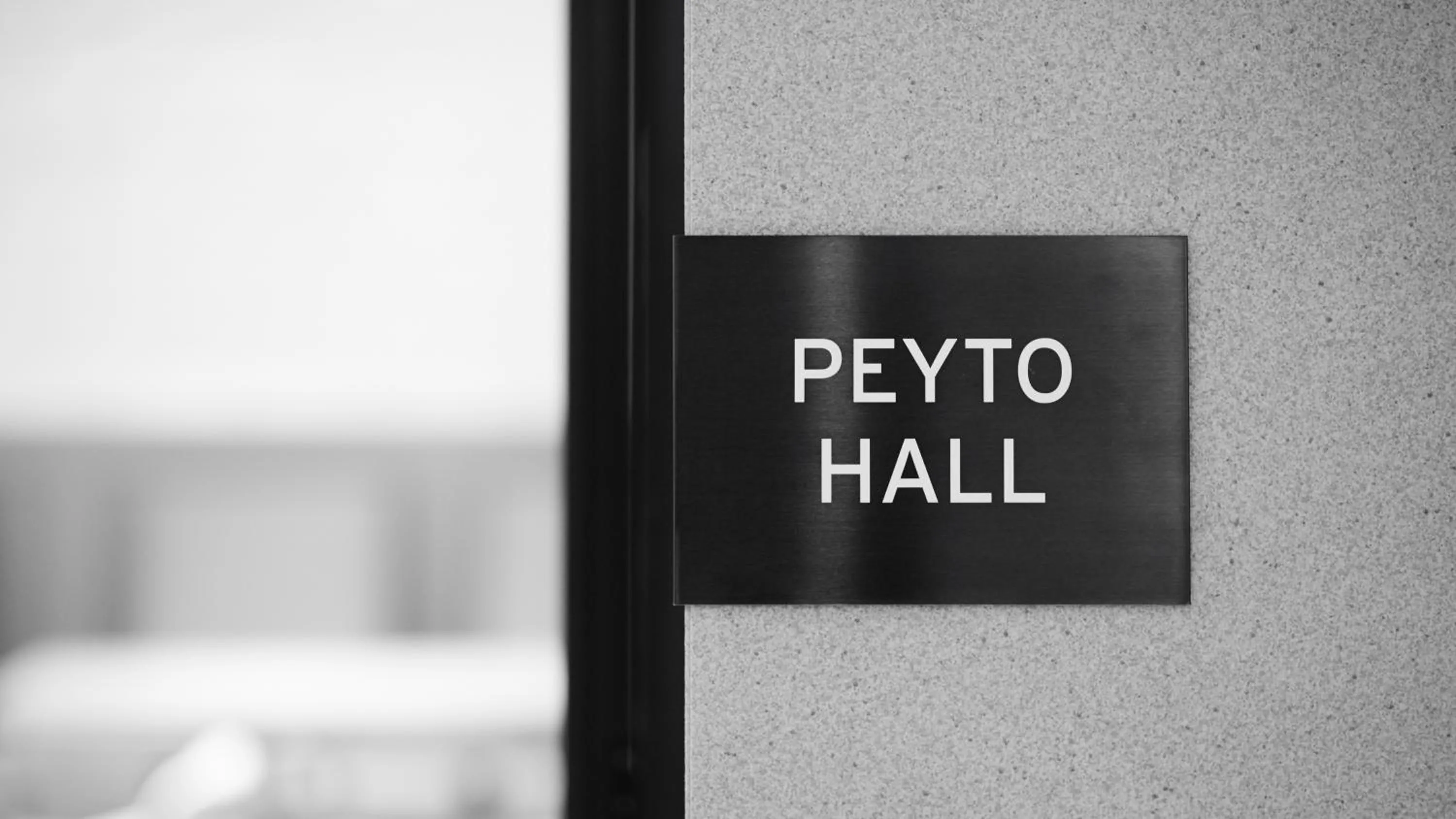 Restaurant/places to eat in Hotel Peyto Samseong