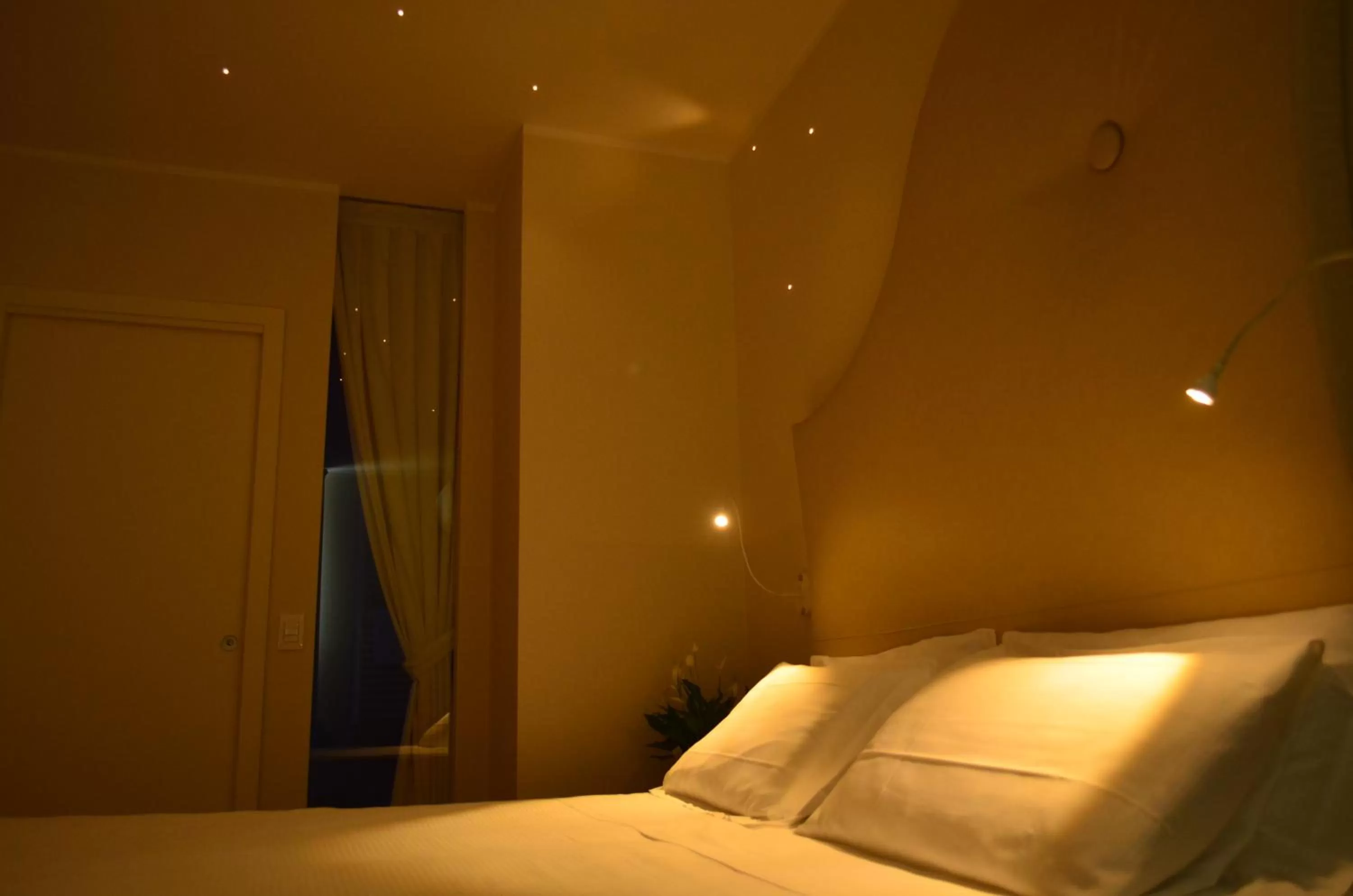 Bed in M14 Hotel & Spa