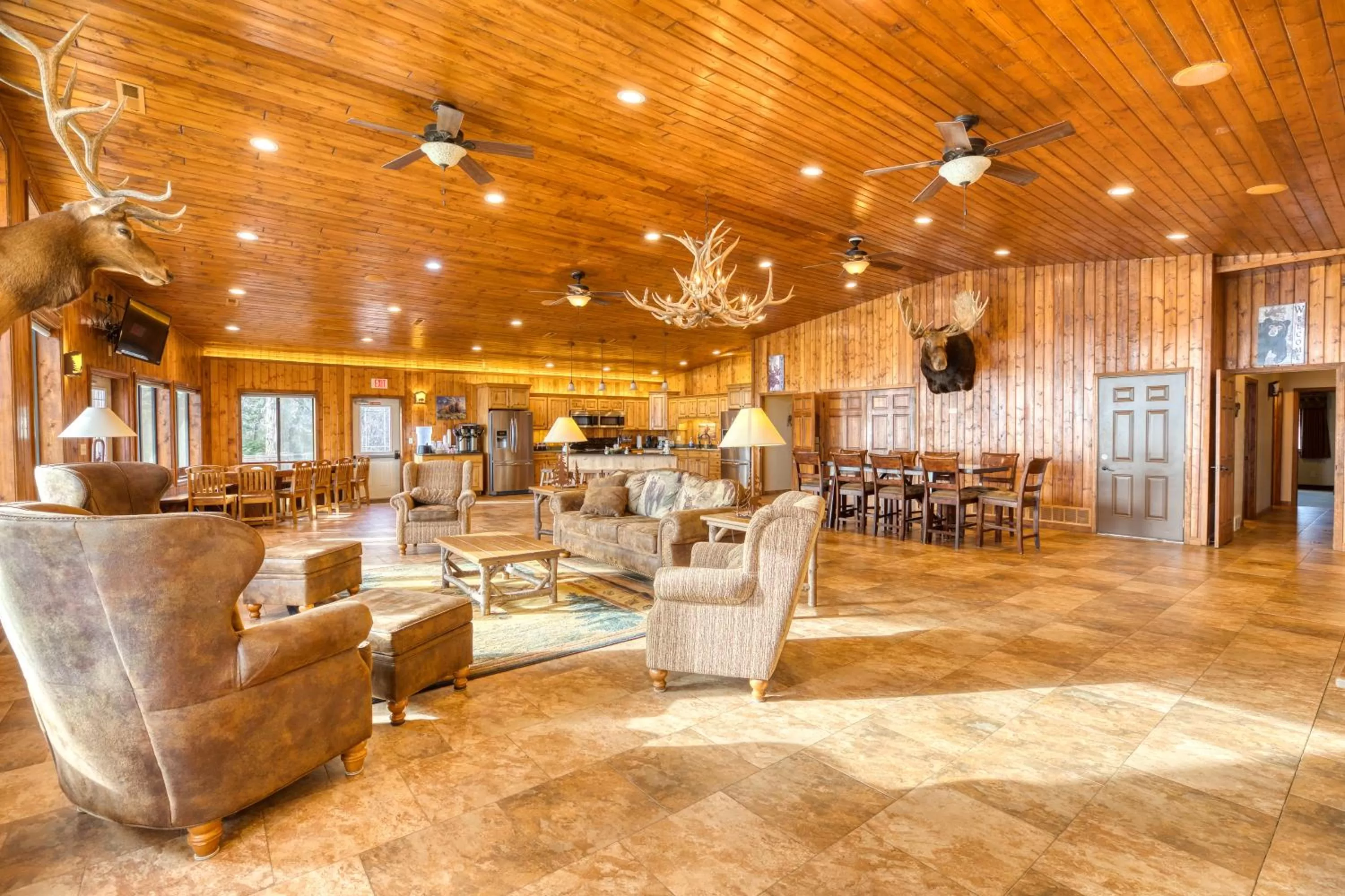 Lewis & Clark Resort