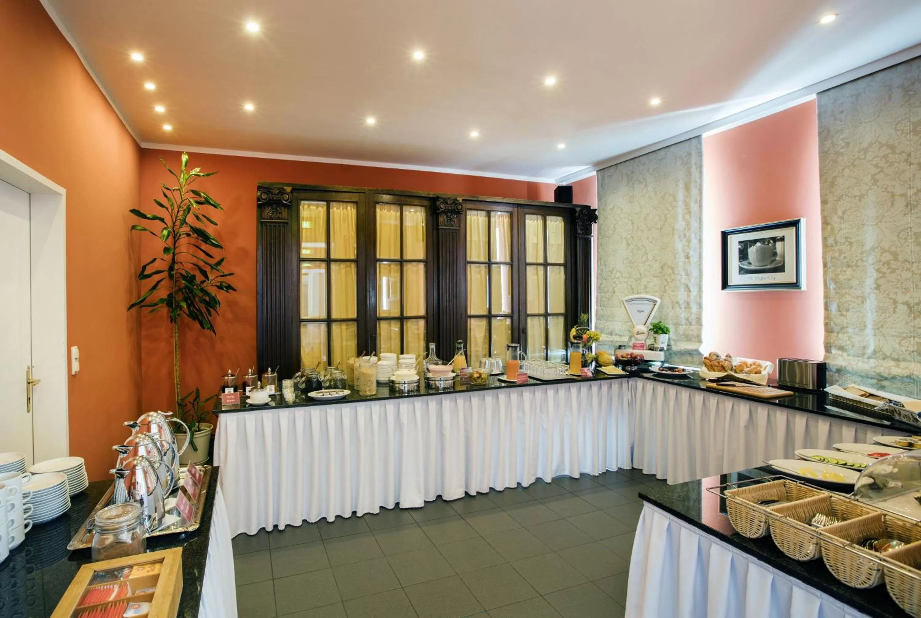 Restaurant/places to eat in Hahn Hotel Vienna
