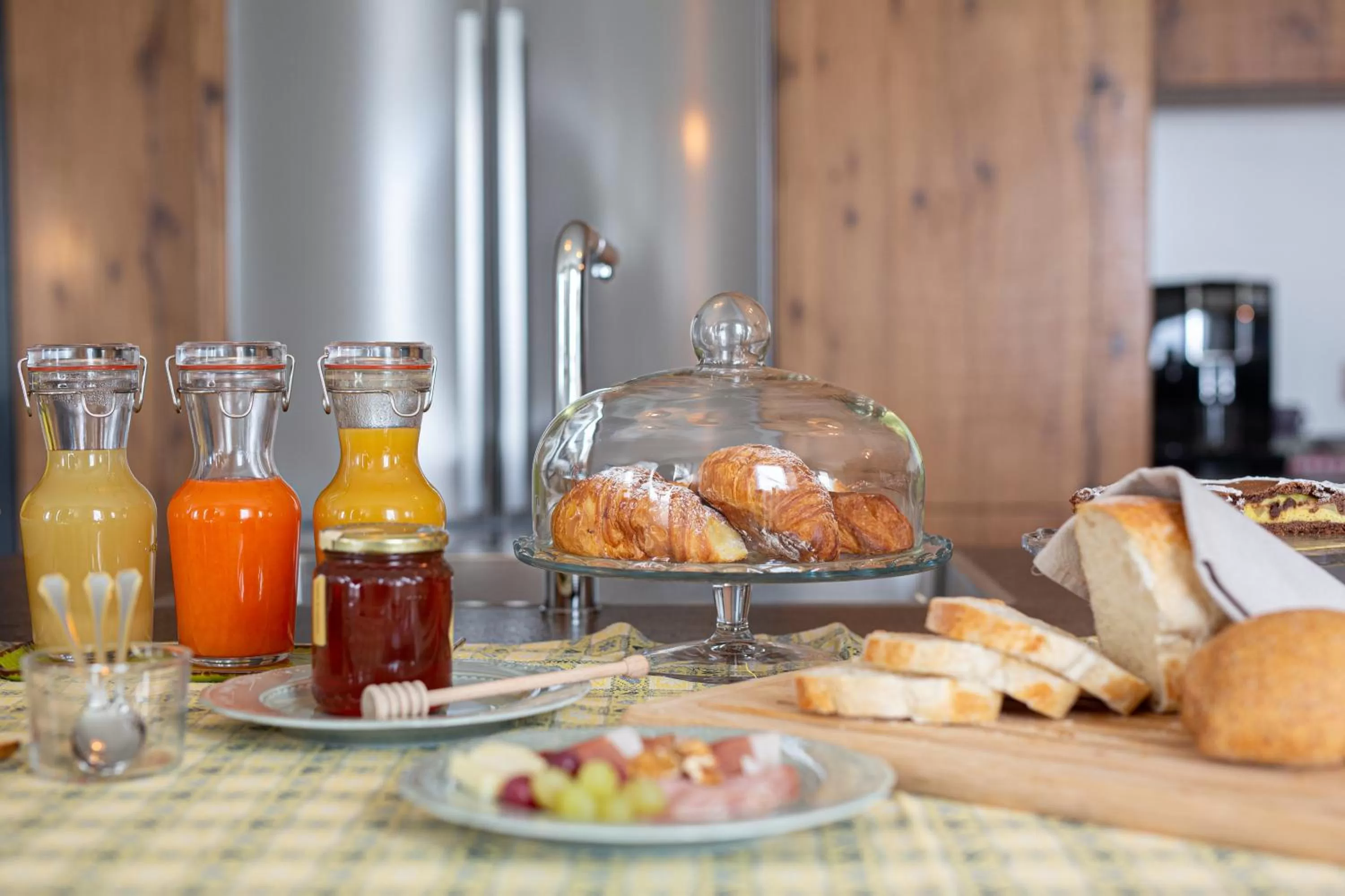 Breakfast in B&B CASA OLTRAVAL