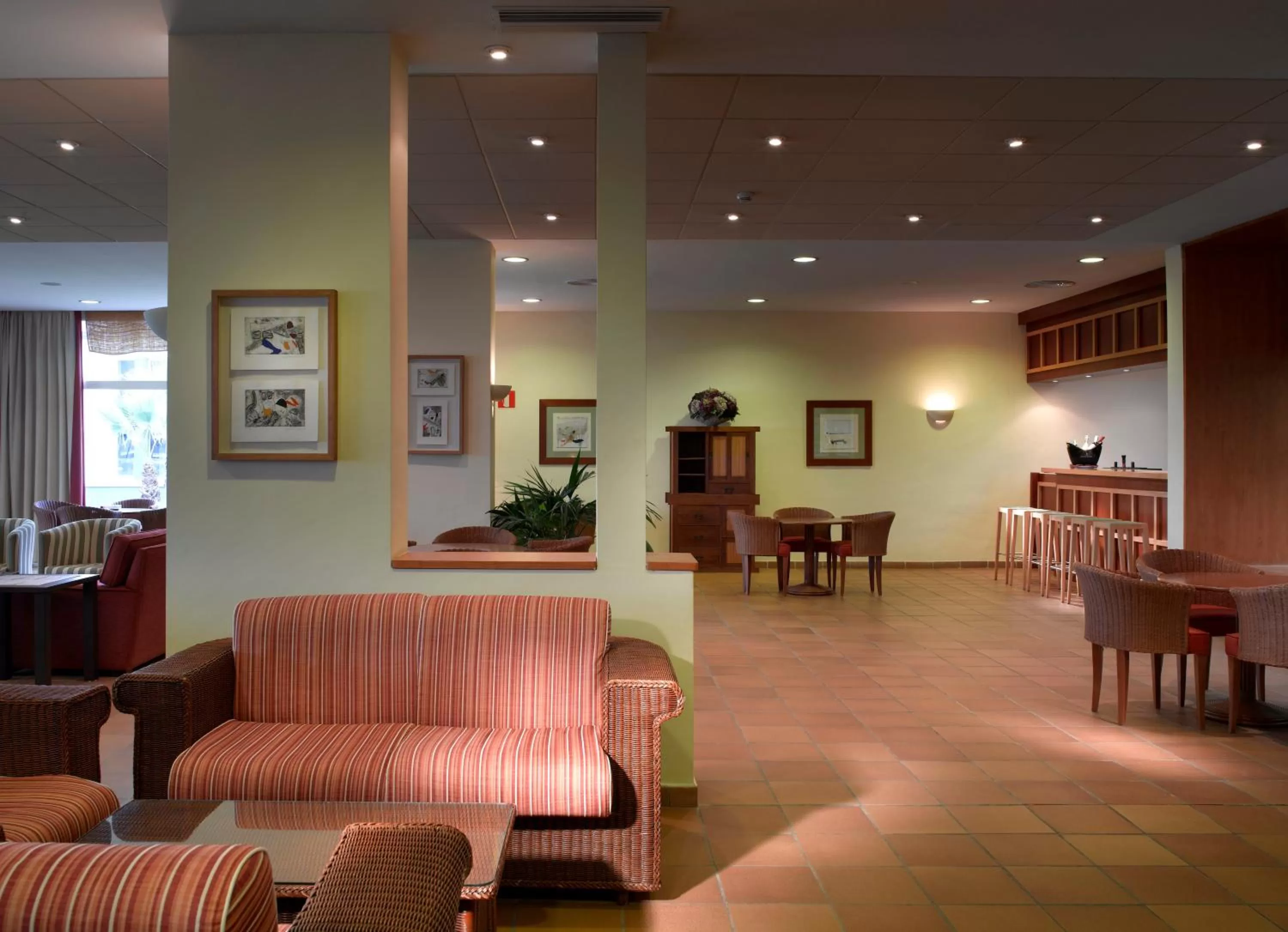 Lounge or bar in Parador de Benicarló