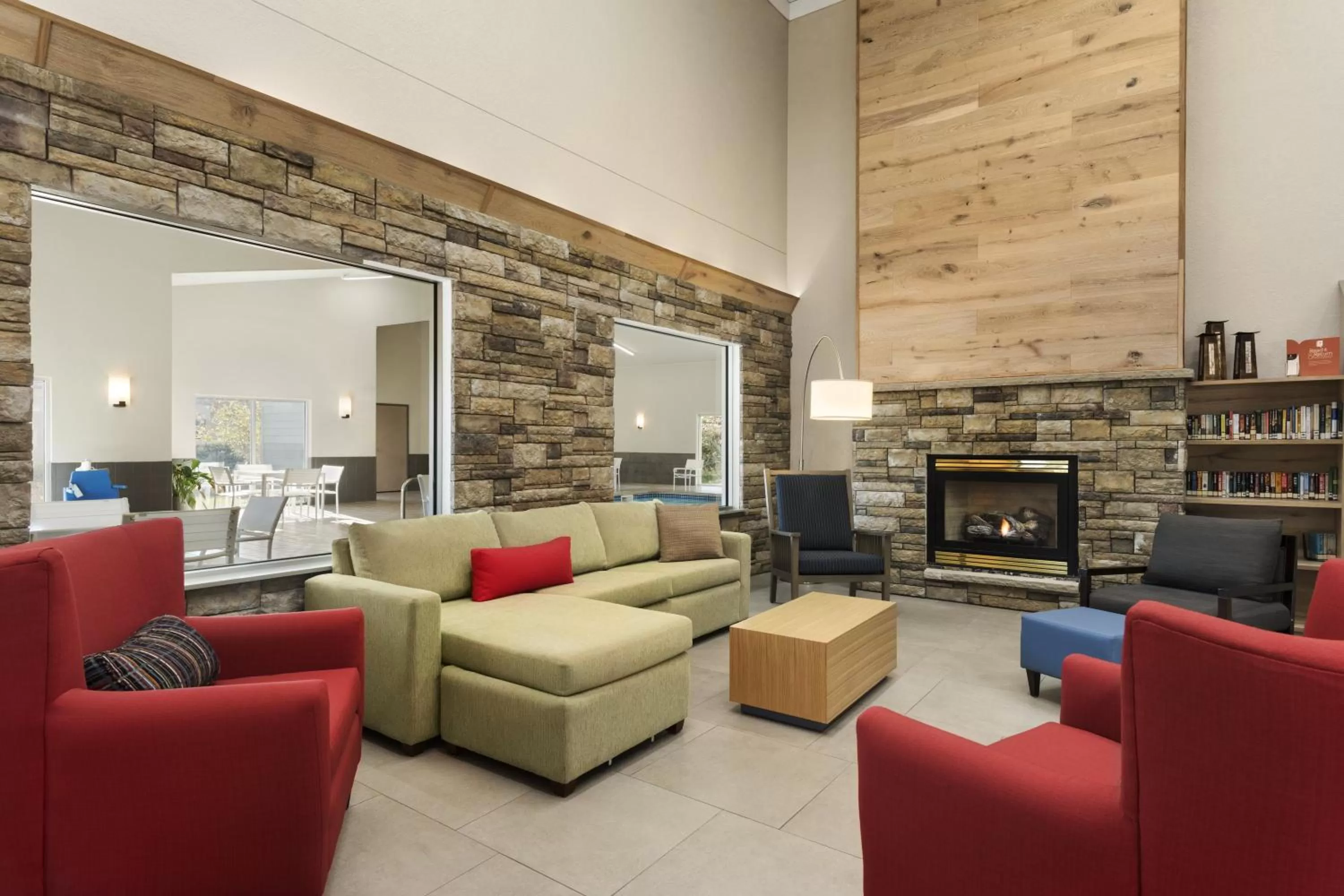 Lobby or reception in Country Inn & Suites by Radisson, Platteville, WI