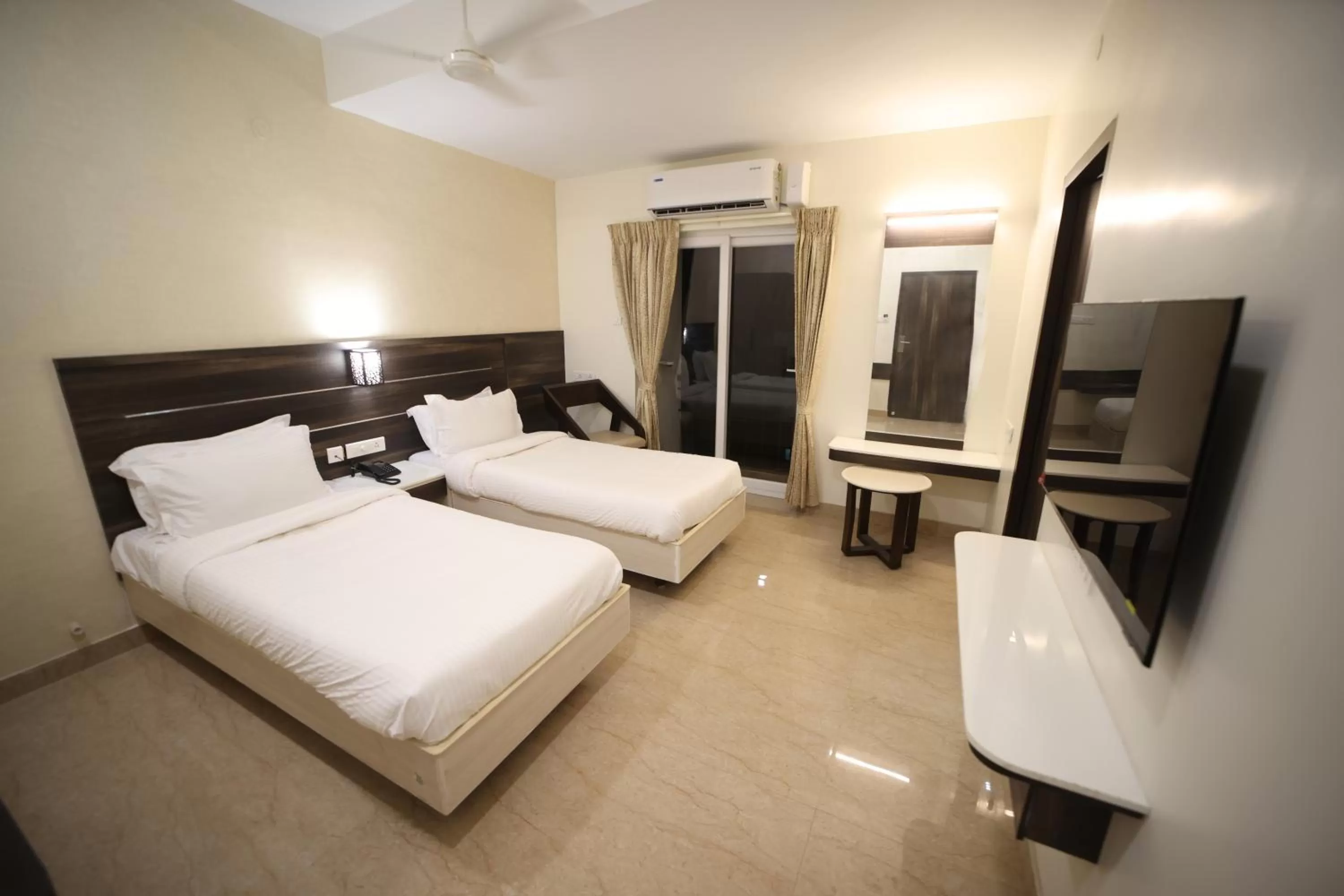 Photo of the whole room, Bed in Avenue 11 Premium Stays Madurai