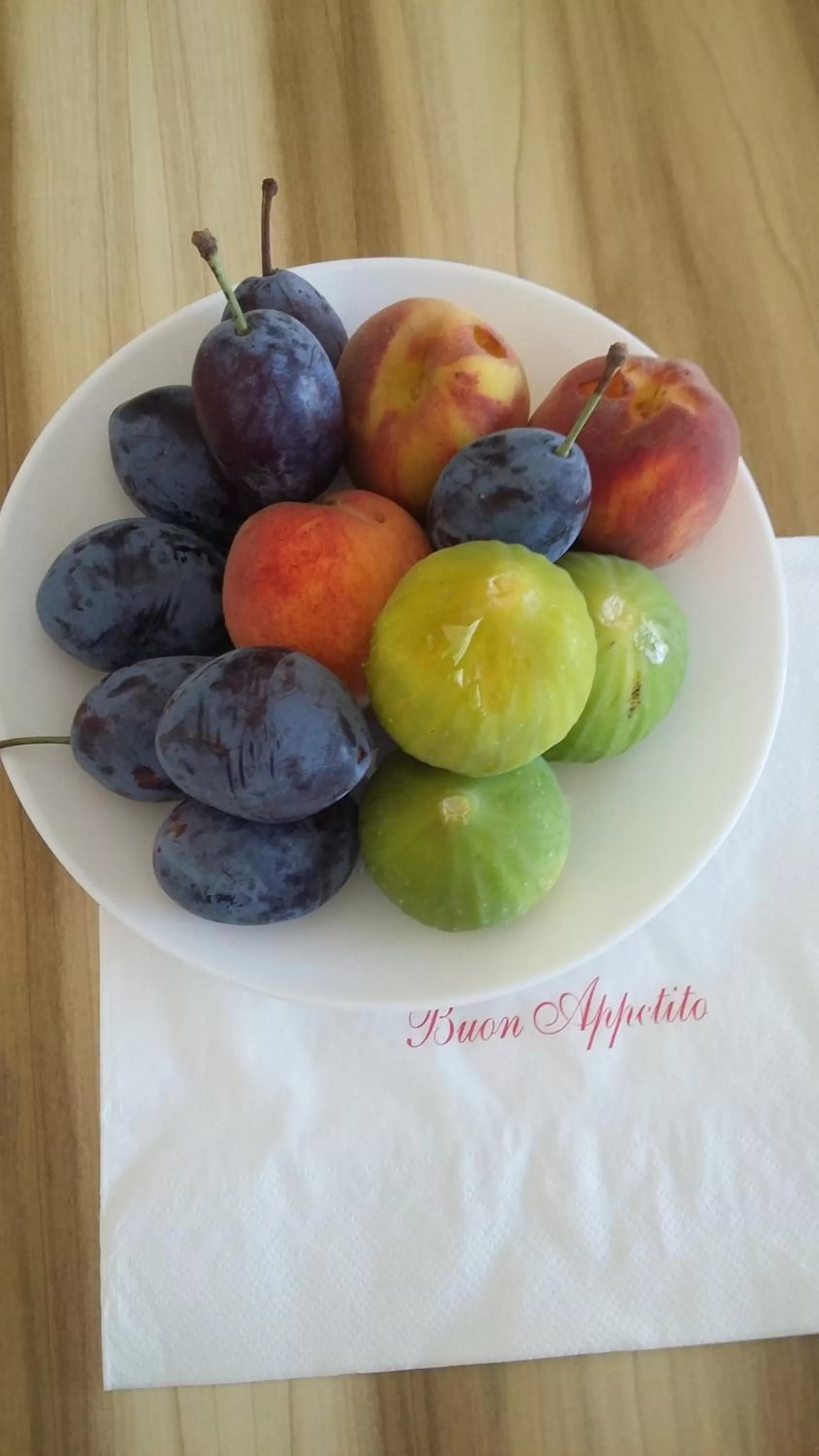 Breakfast in La Suite Negli Orti