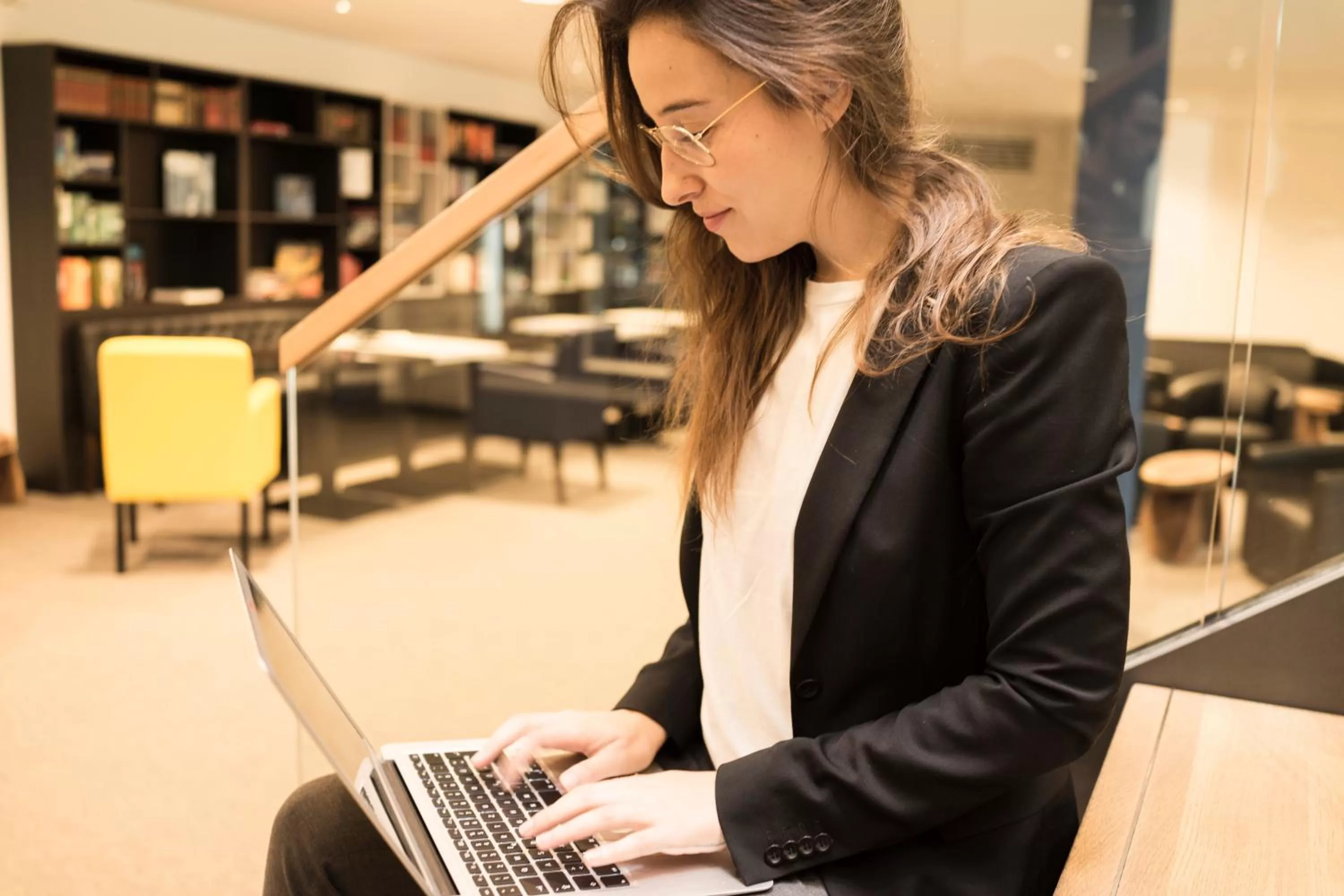 Communal lounge/ TV room in Carathotel Düsseldorf City