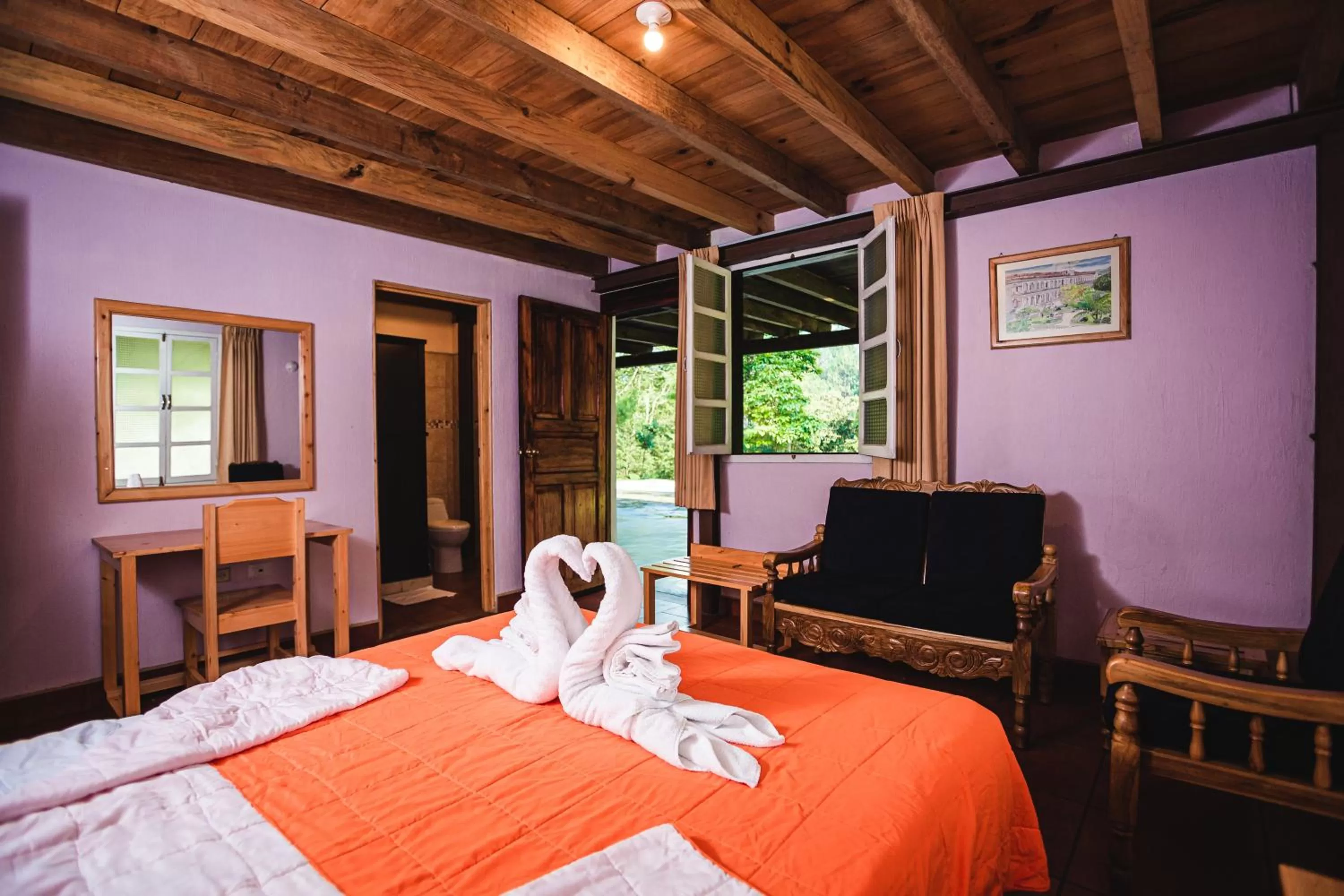 Queen Room in Hotel en Finca Chijul, reserva natural privada