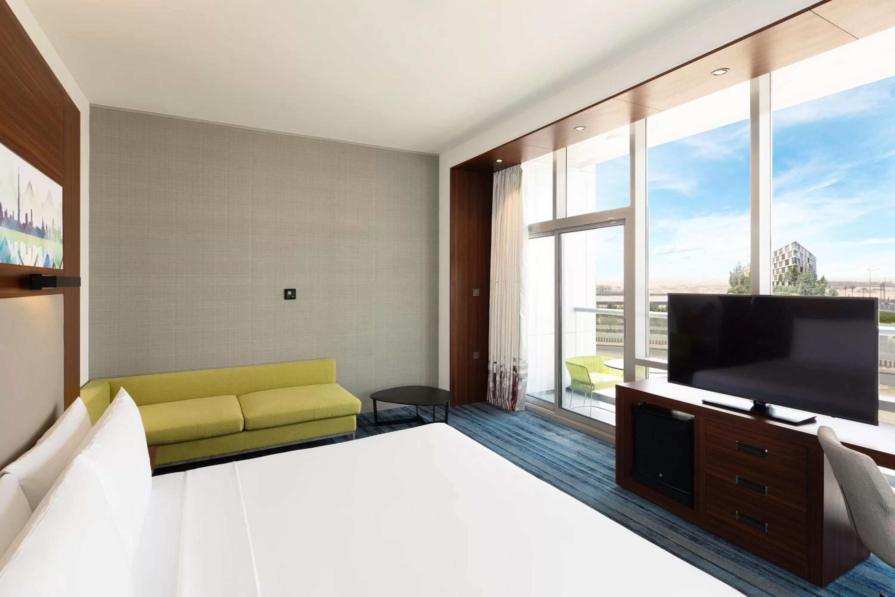 Photo of the whole room, Bed in Aloft Dubai South