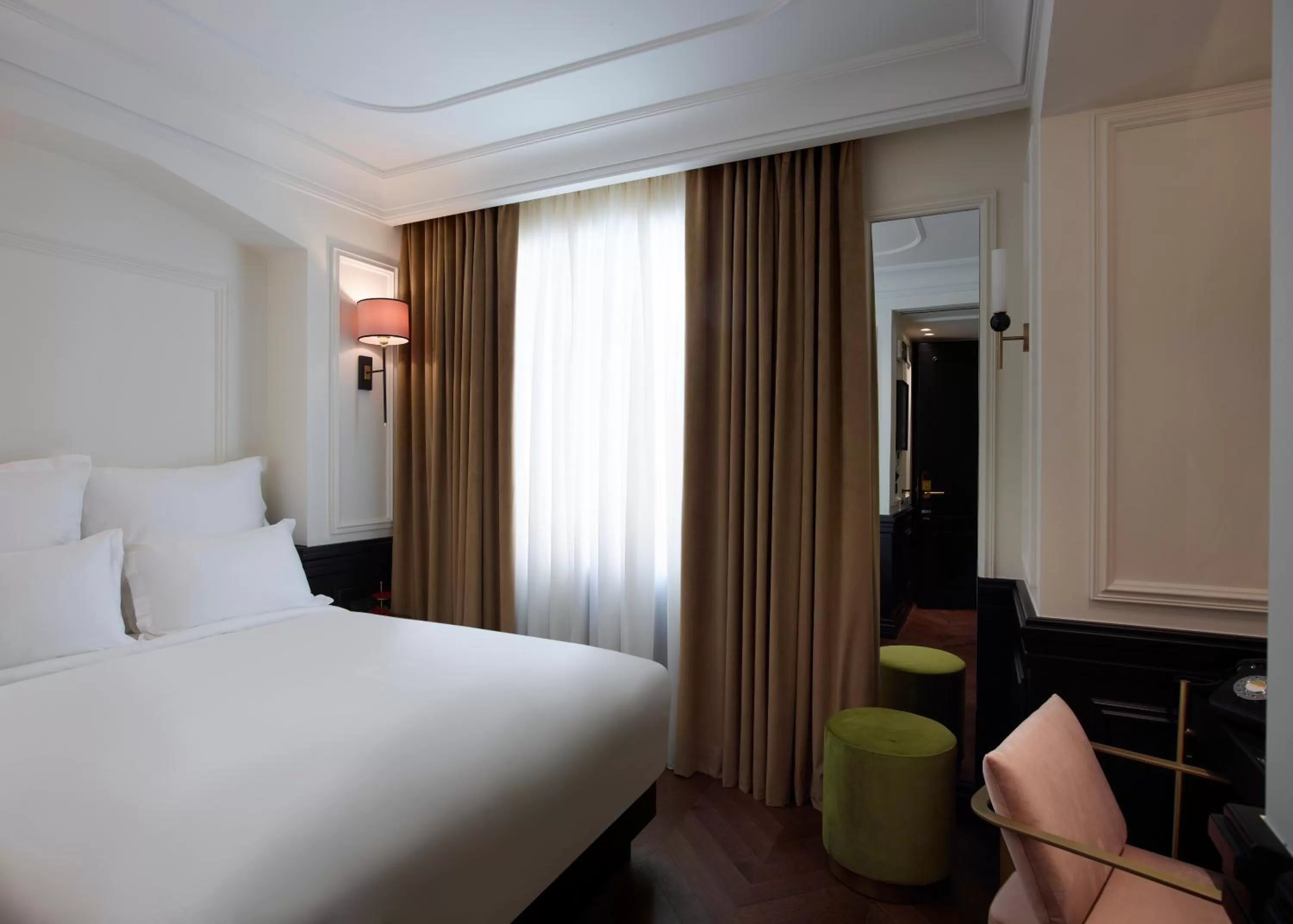 Bedroom, Bed in Villa Brown Ermou, a member of Brown Hotels