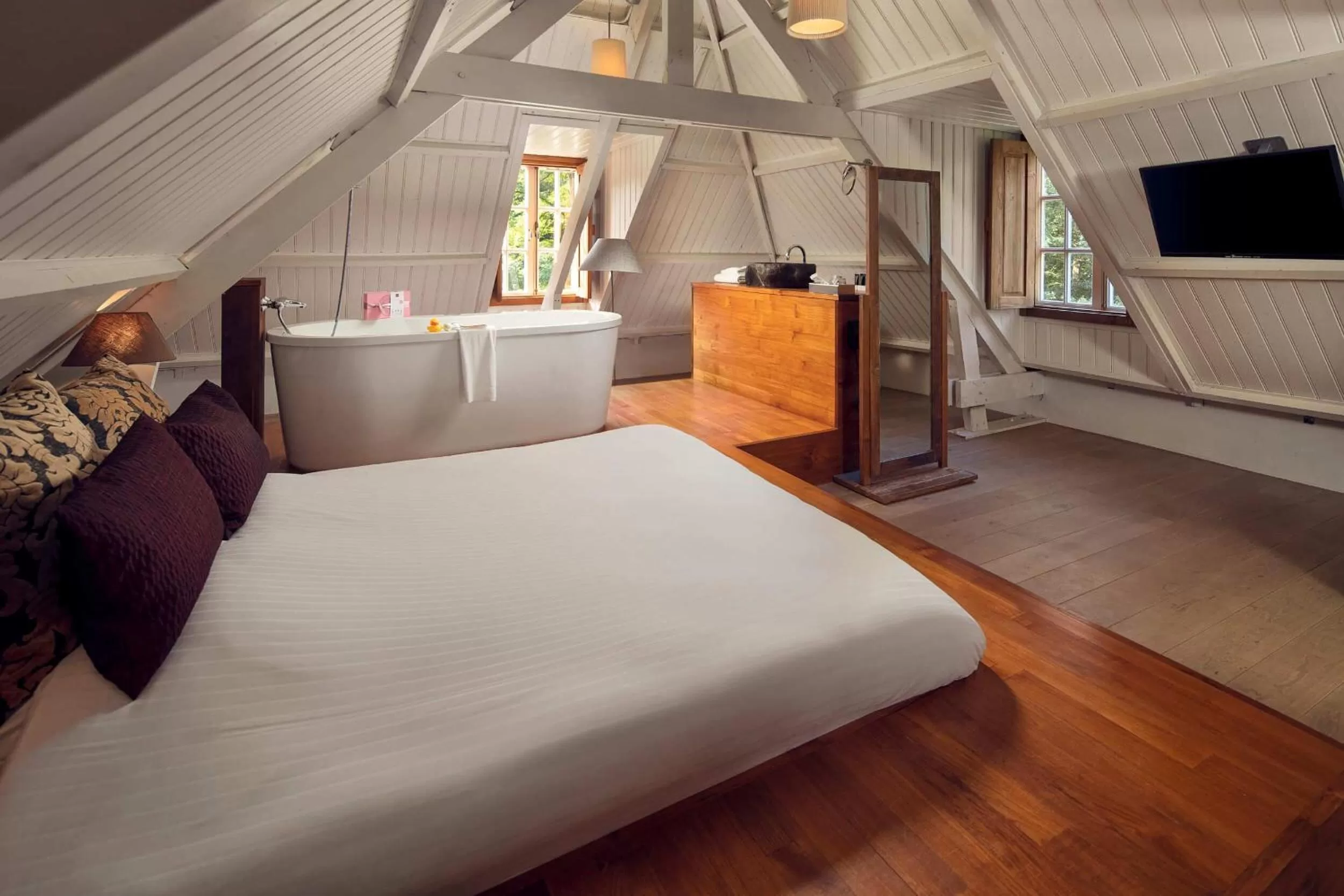 Bed in Landgoed Groot Warnsborn