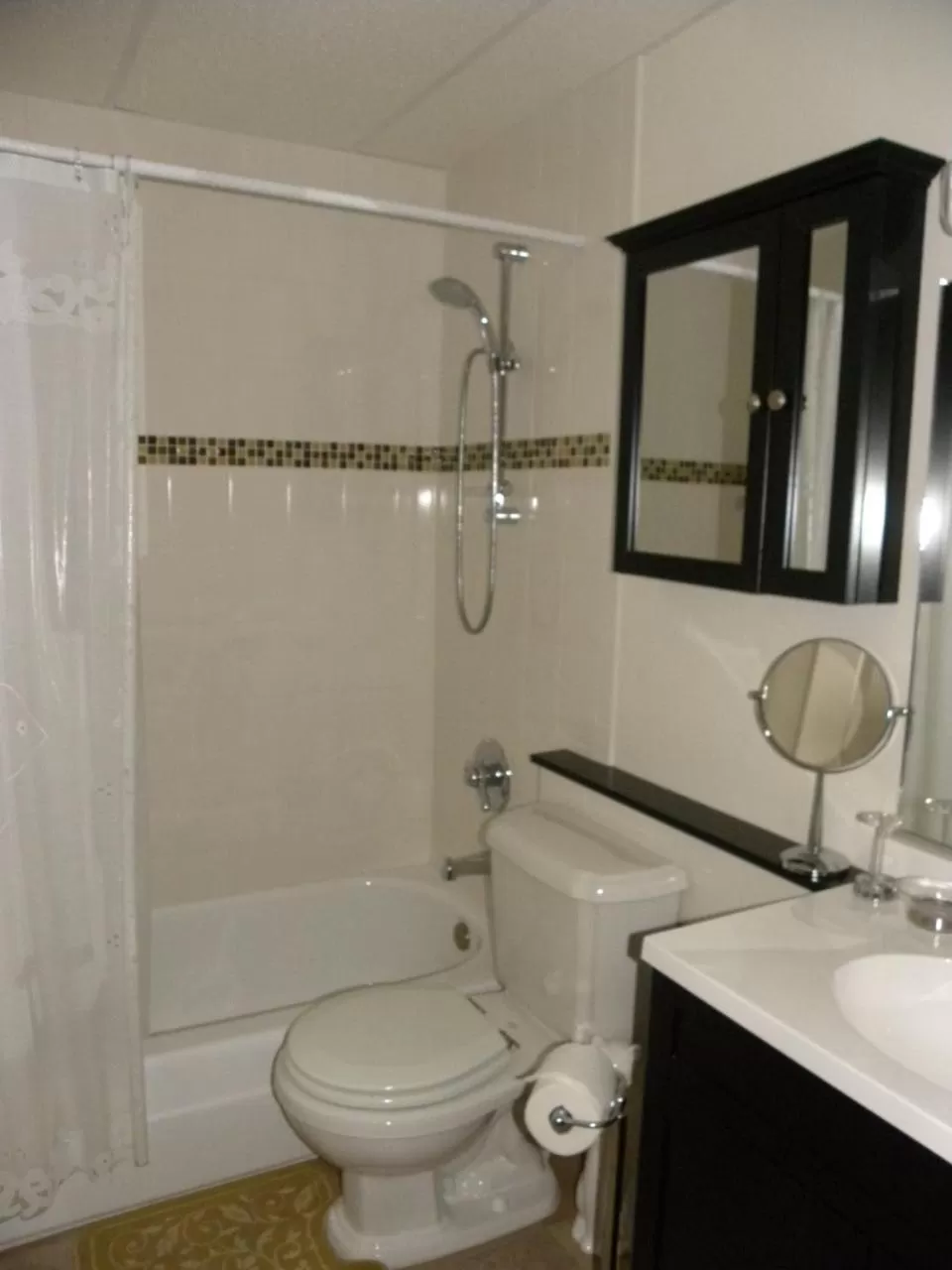 Bathroom in Alaska Chalet Bed & Breakfast