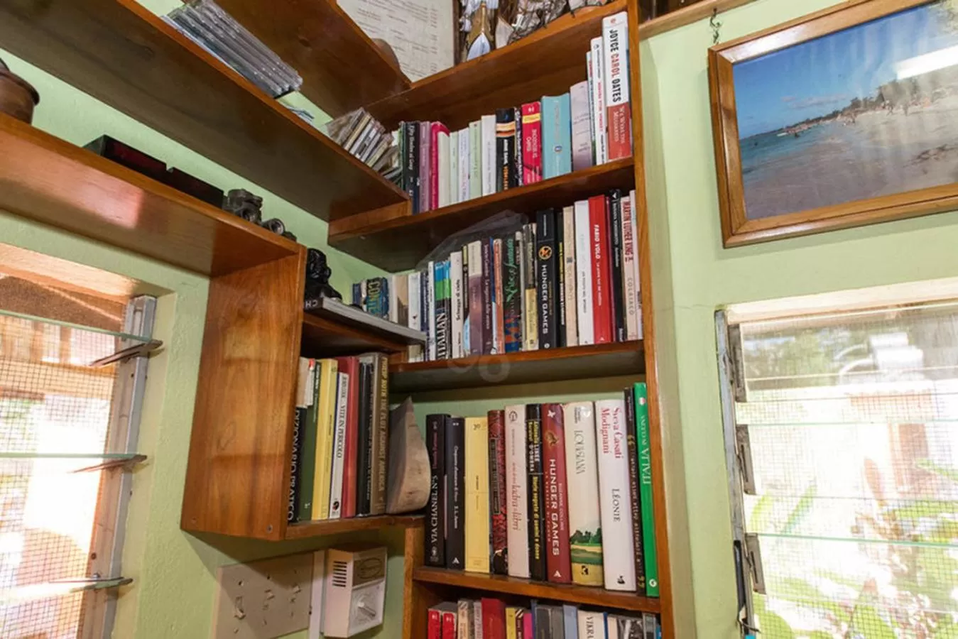 Library in Sunrise Club Hotel