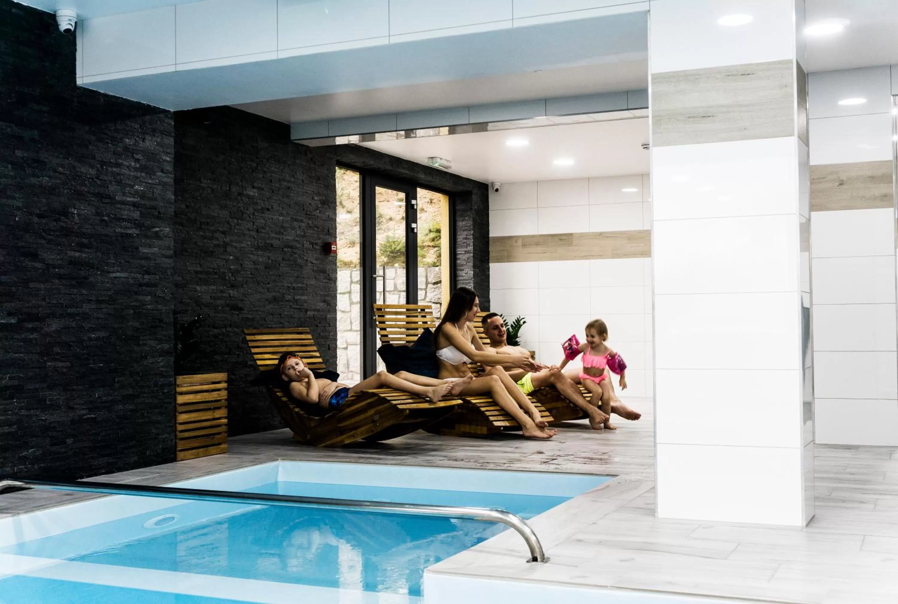 People in dask resort