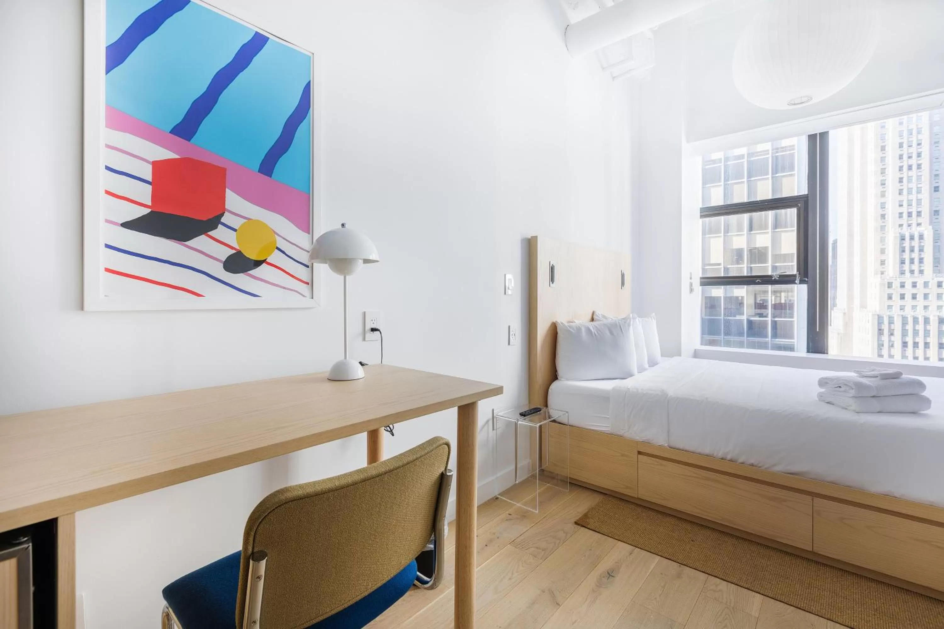 Bed in Placemakr Wall Street
