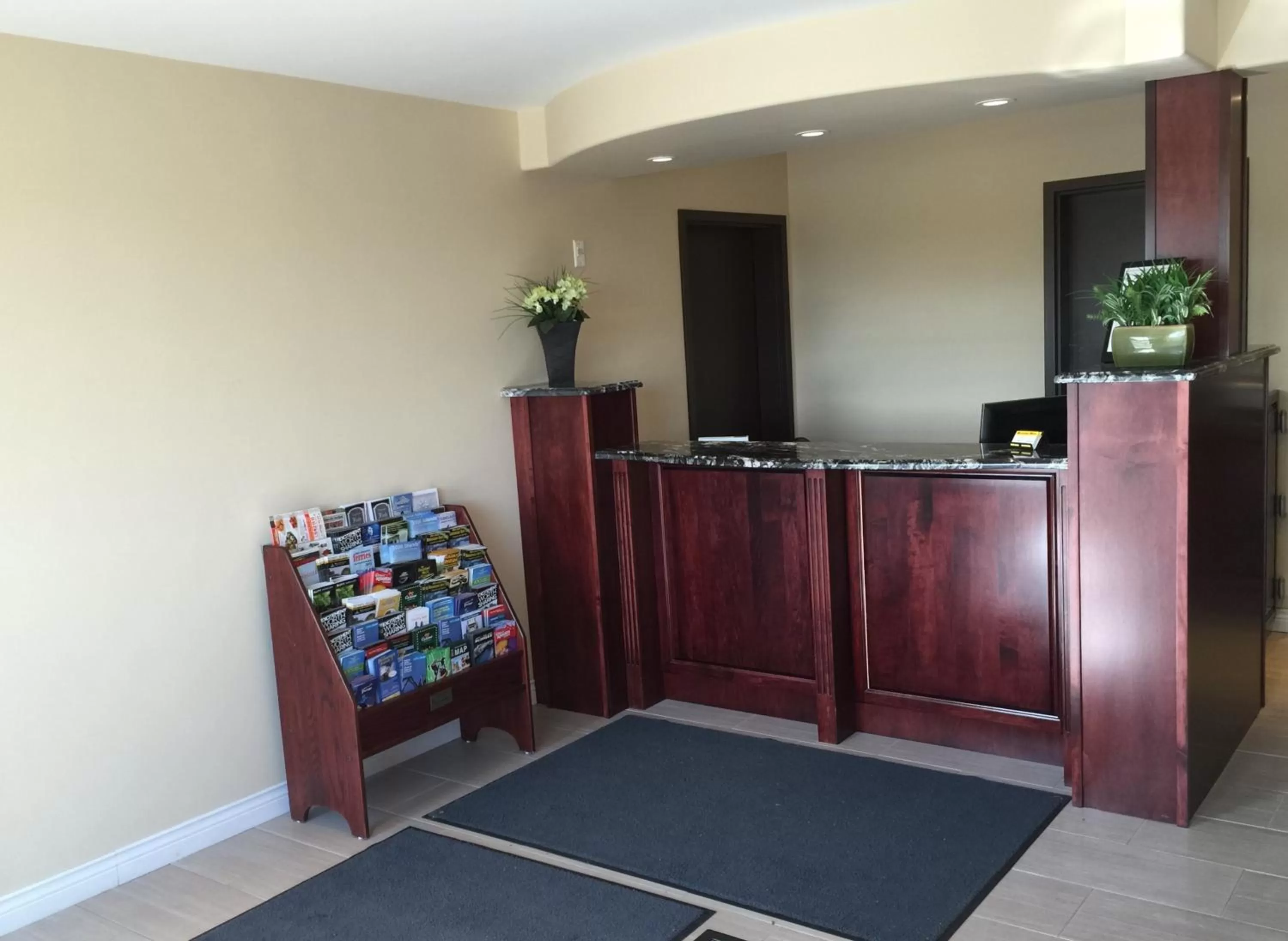 Lobby or reception in Masterson's Motel