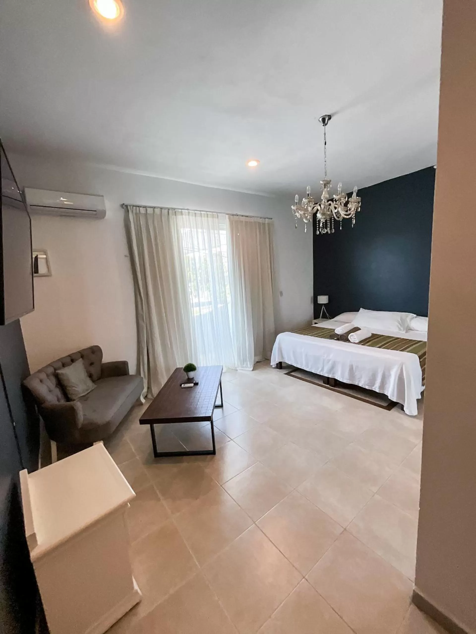 Nasim Condo Hotel con acceso BEACH CLUB GRATIS, metros 5th AVENIDA