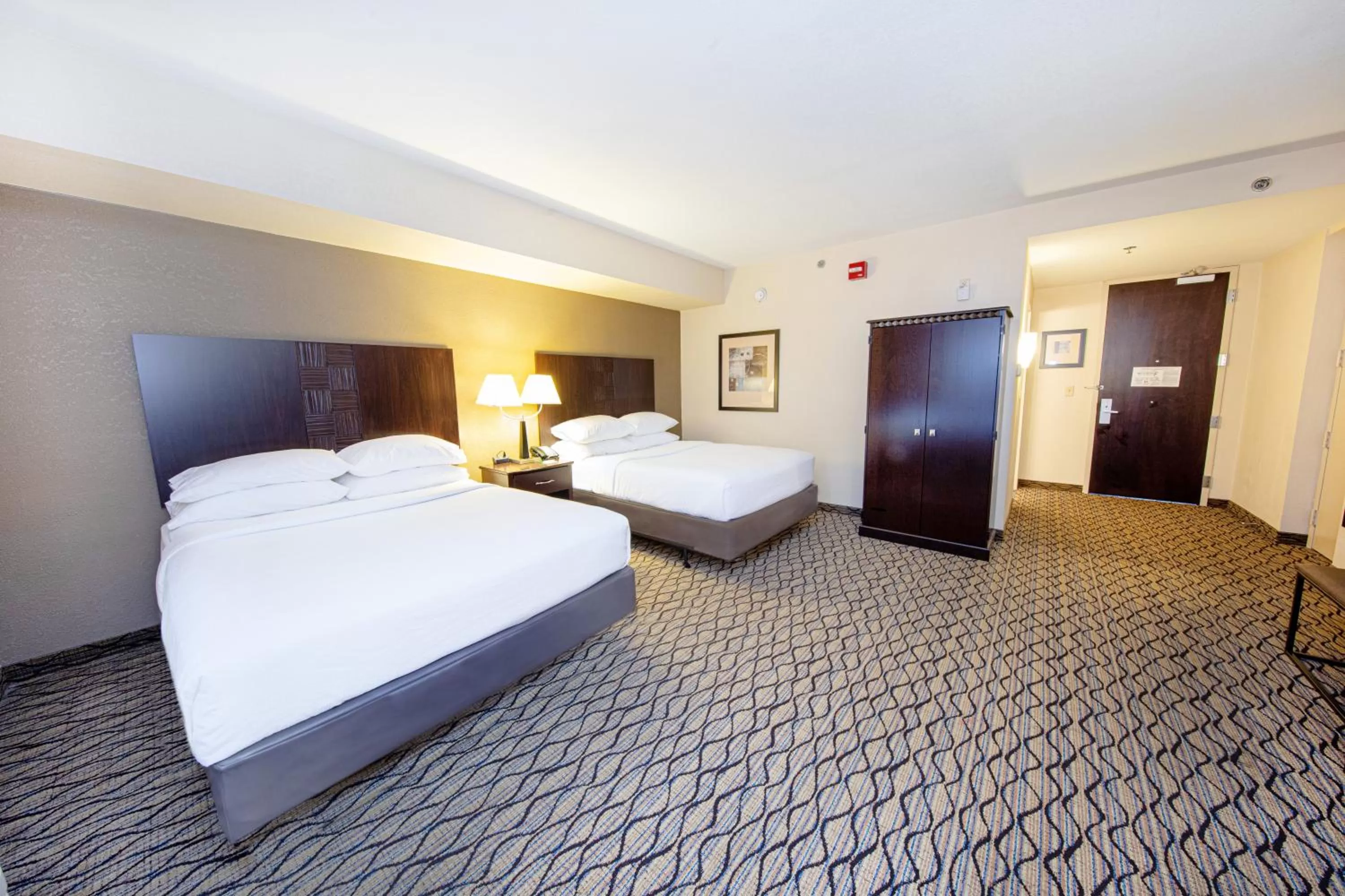 Photo of the whole room, Bed in Holiday Inn St. Louis Airport West Earth City by IHG