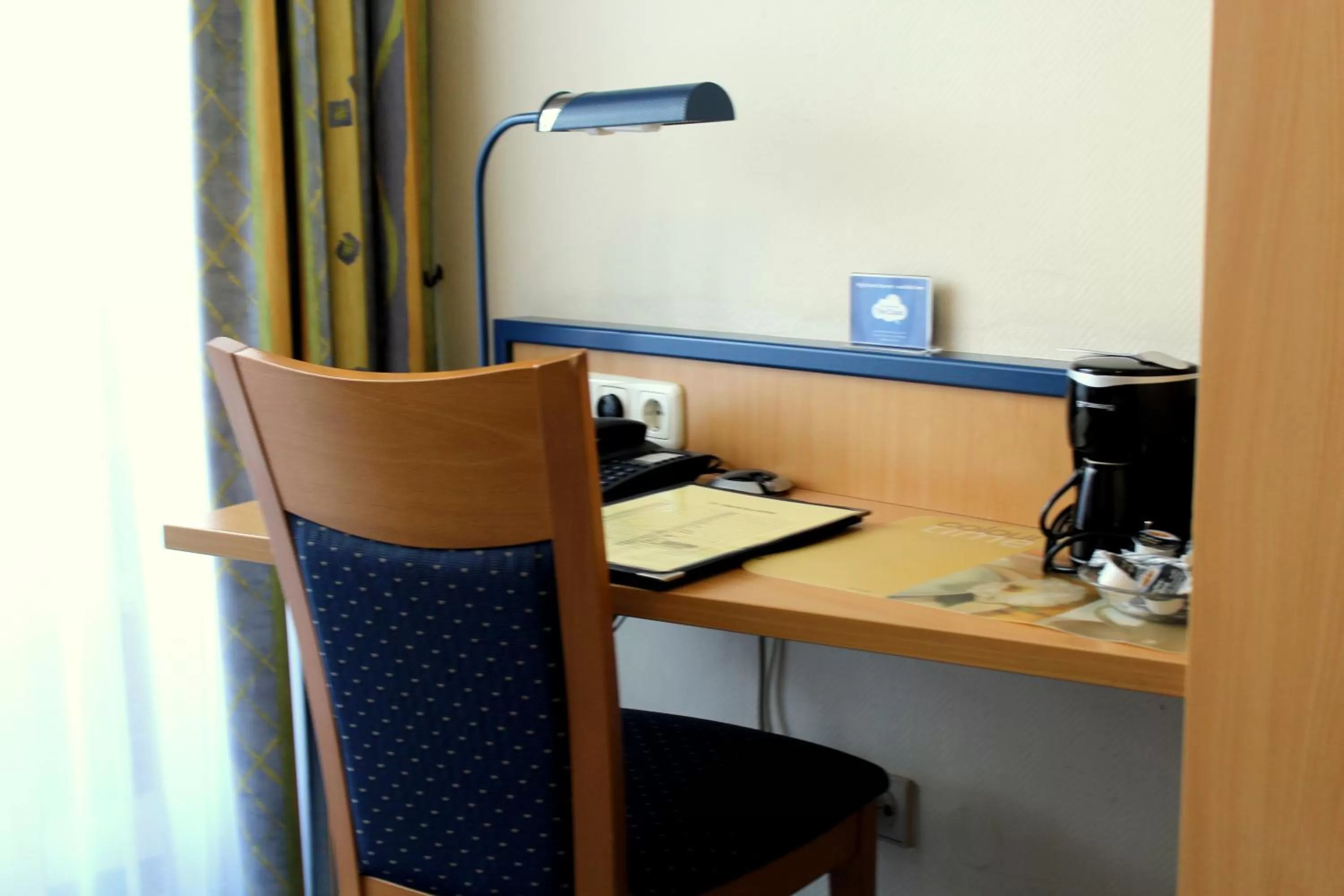 Seating area in NP Hotel Wallis