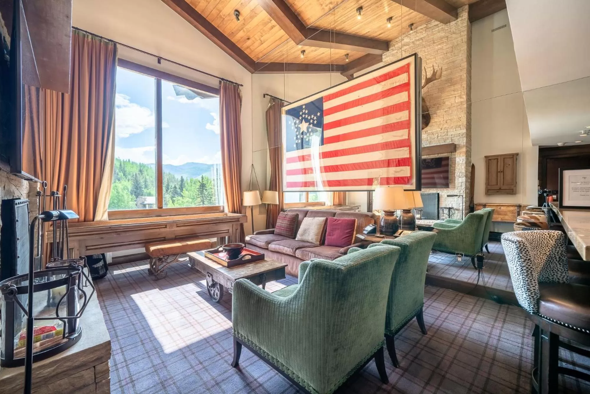 Summer in Lodge at Vail Condominiums